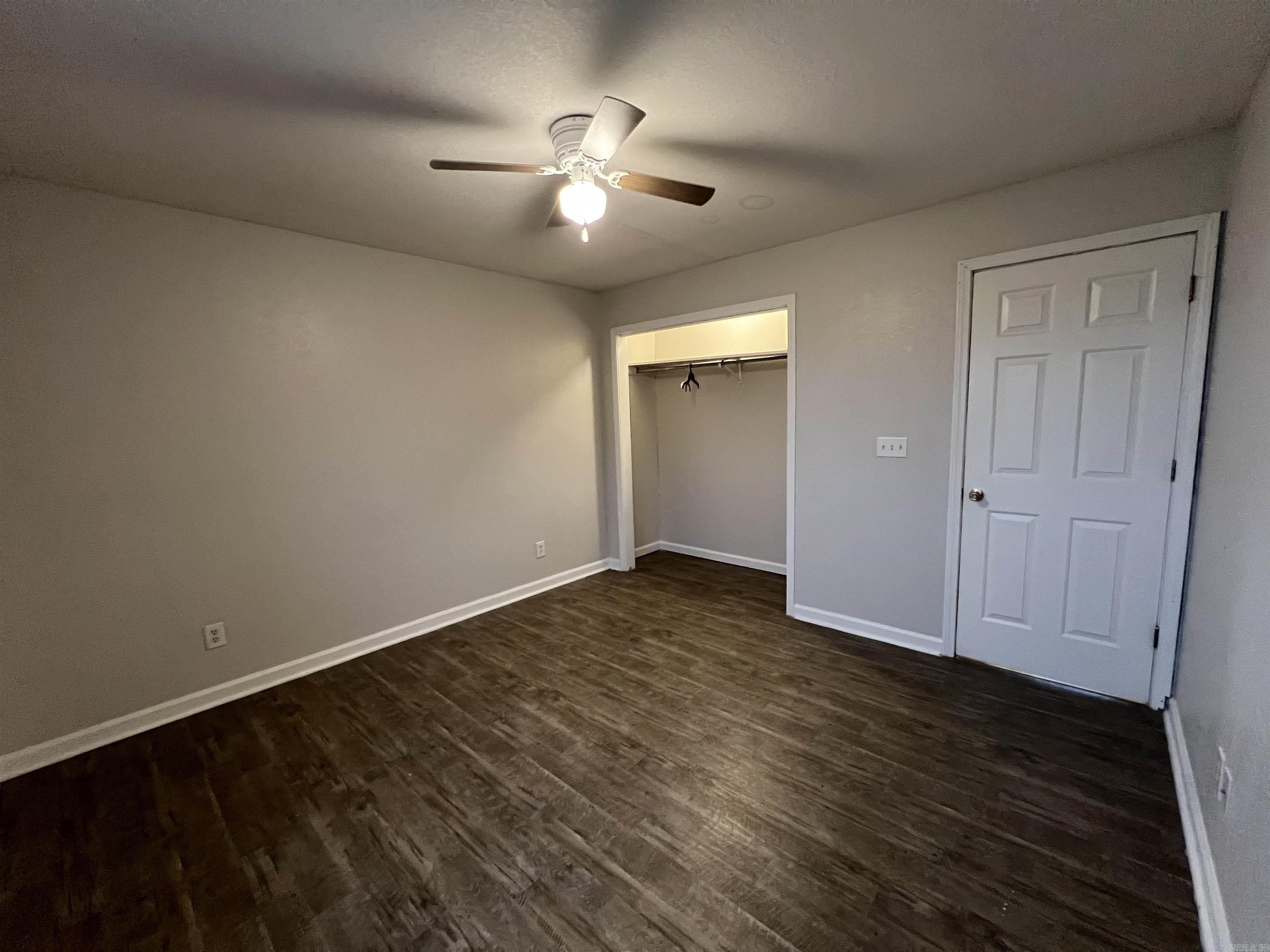 927-929 E Margret  Piggott, AR