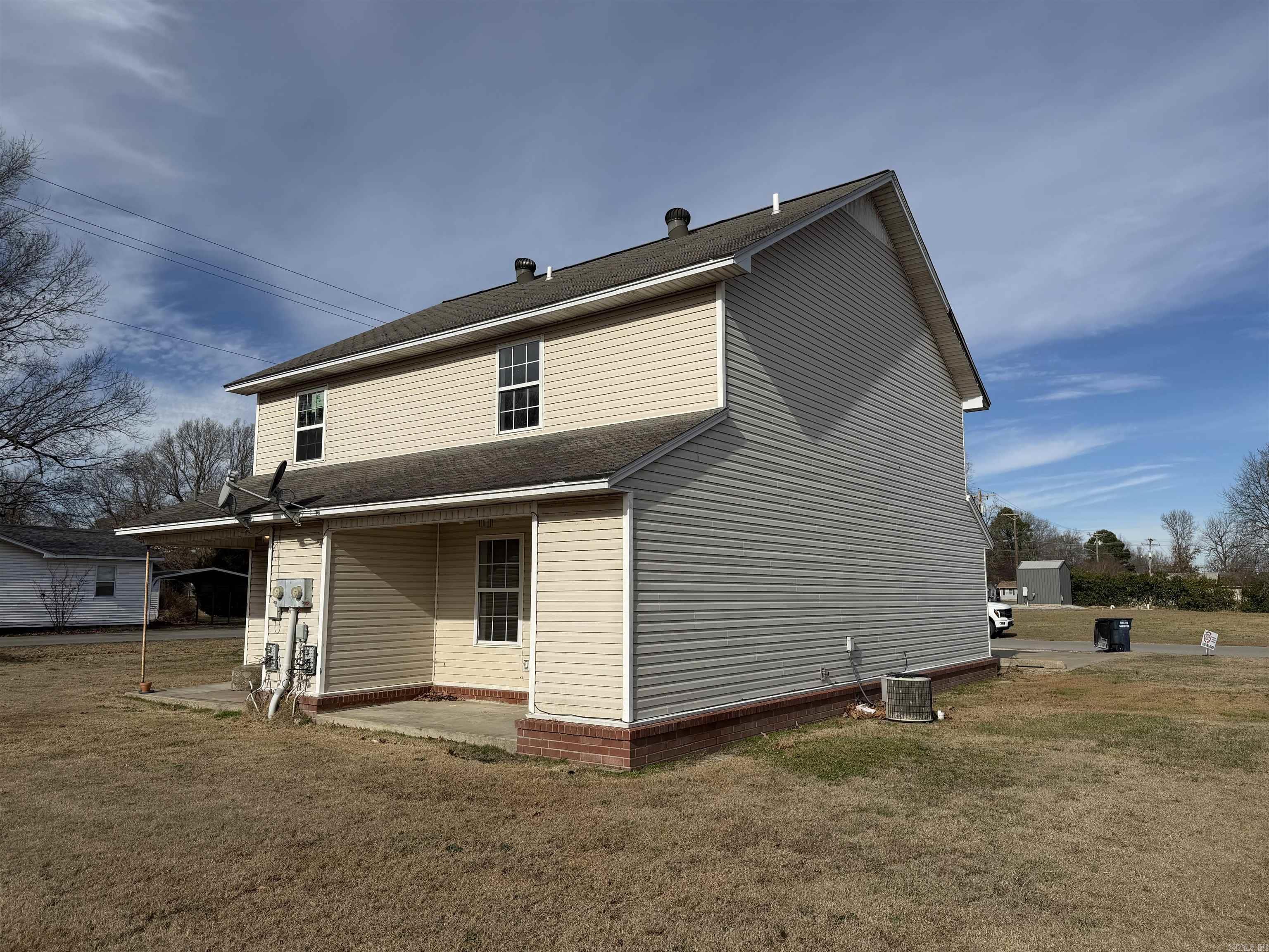 927-929 E Margret  Piggott, AR