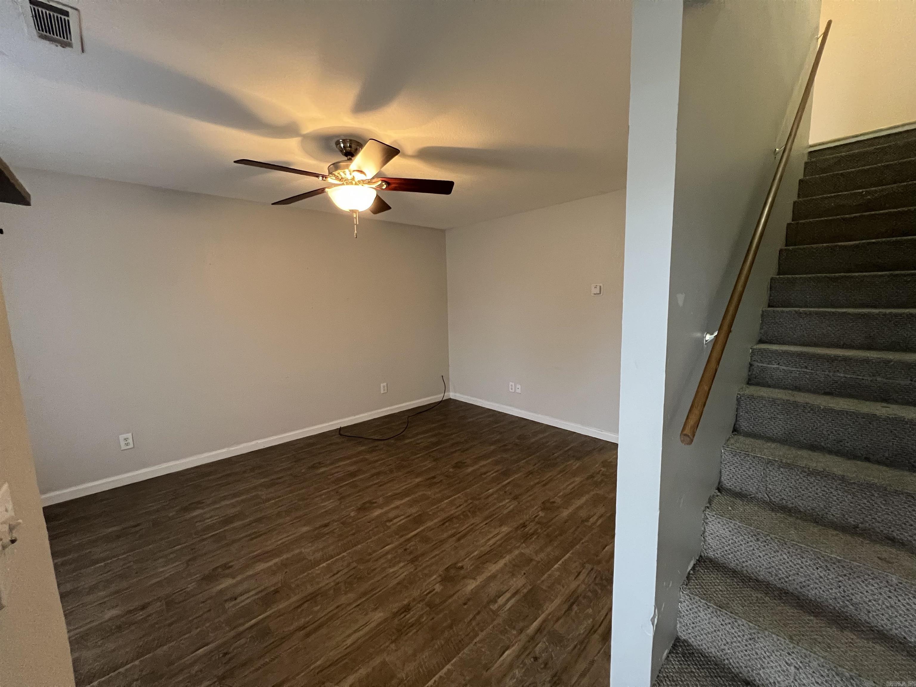 927-929 E Margret  Piggott, AR