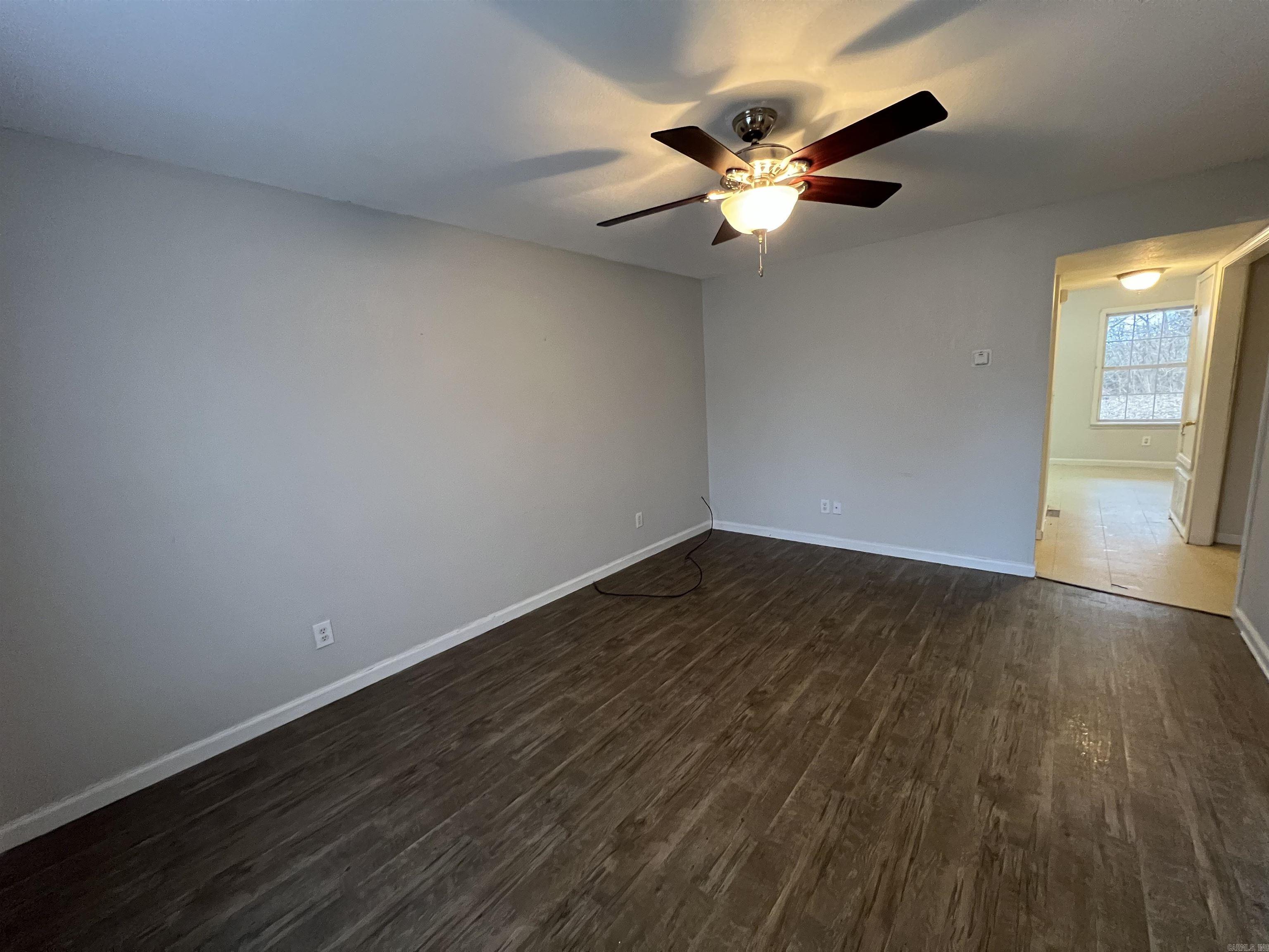 927-929 E Margret  Piggott, AR