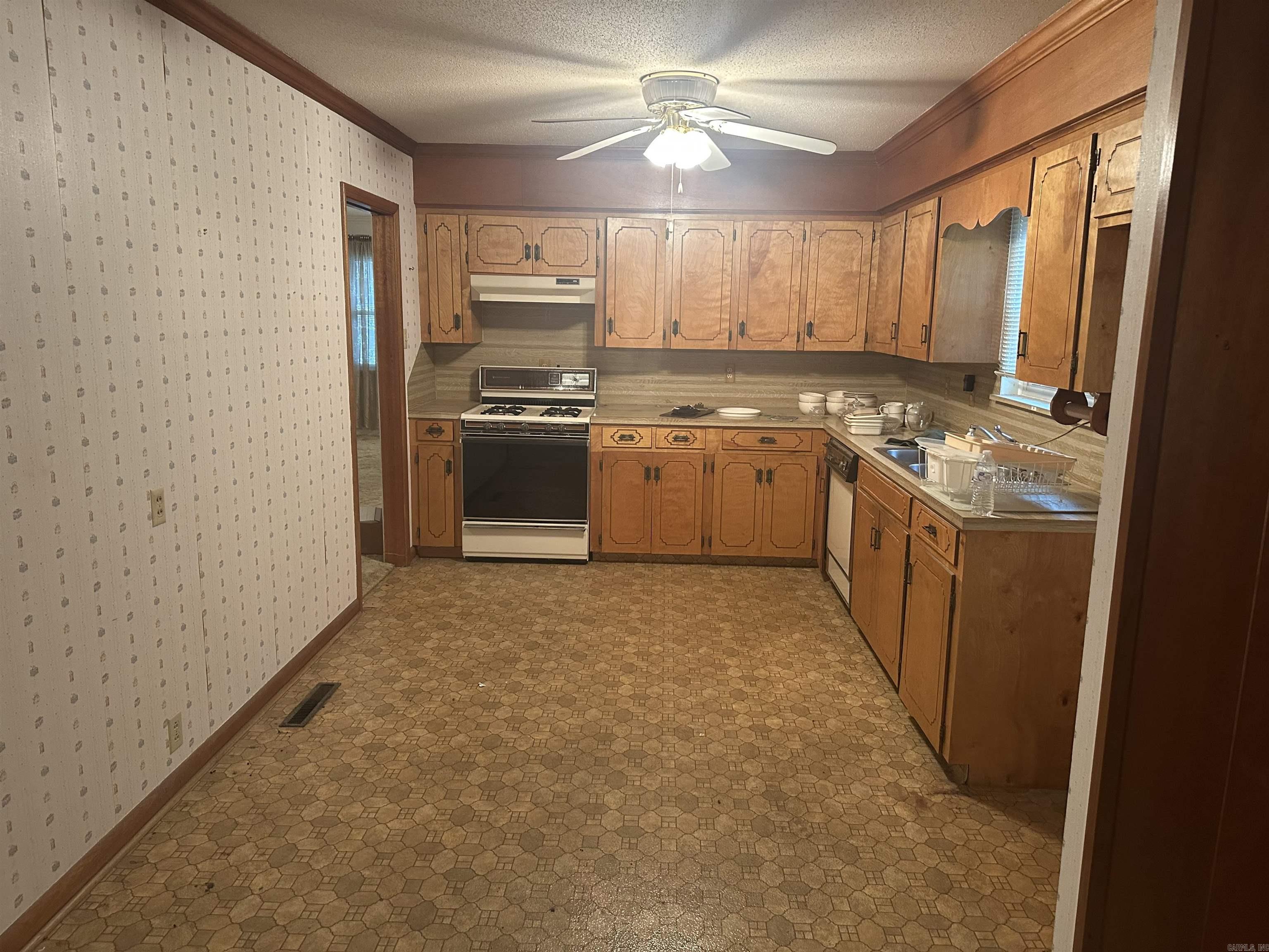 1302 Crystal  Benton, AR