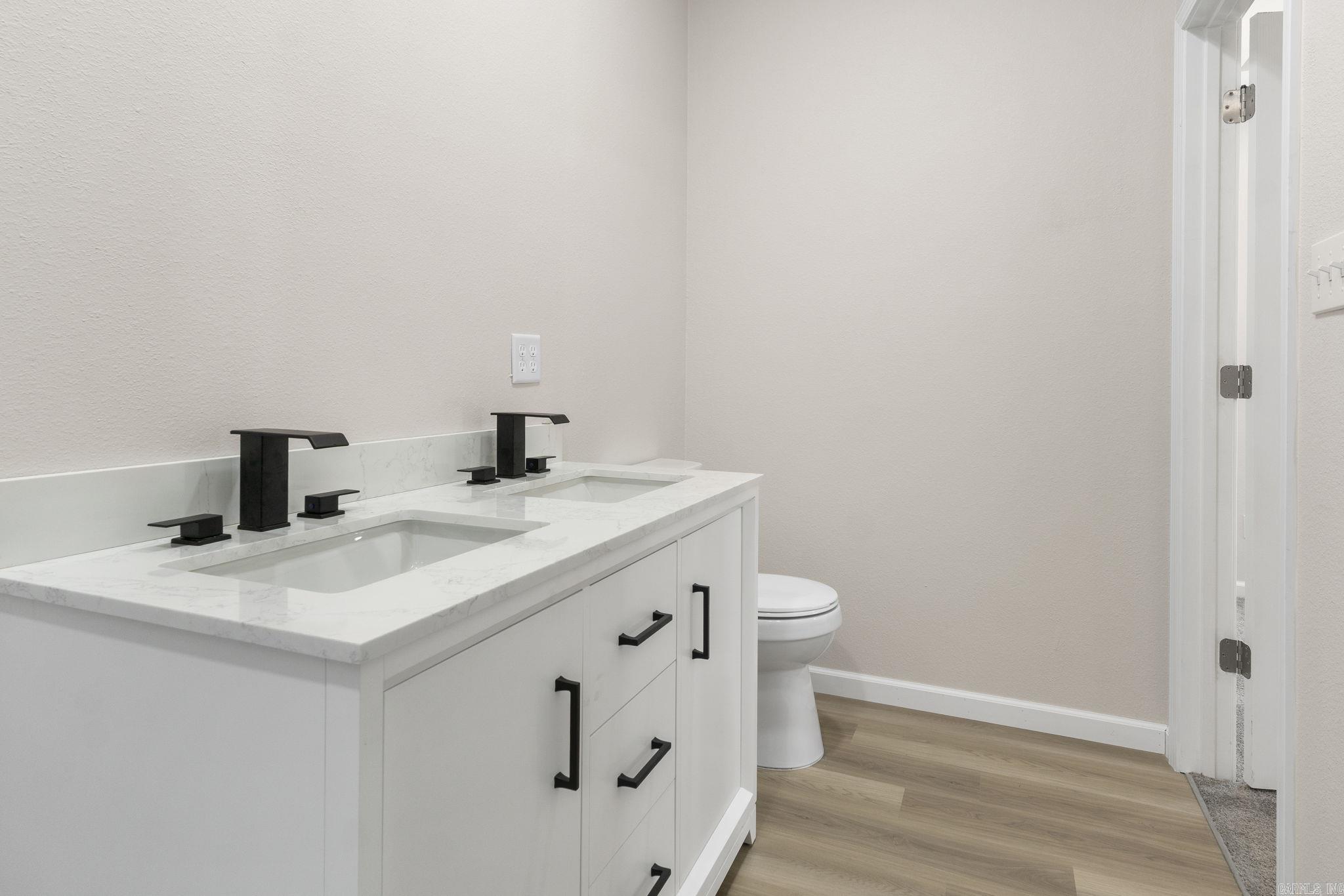 3401 W 17th  Little Rock, AR