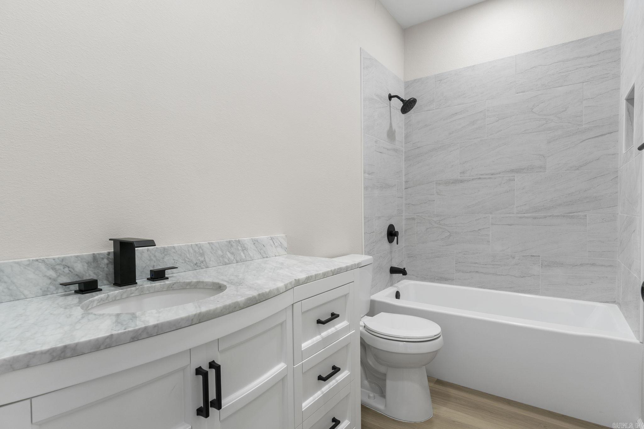 3401 W 17th  Little Rock, AR