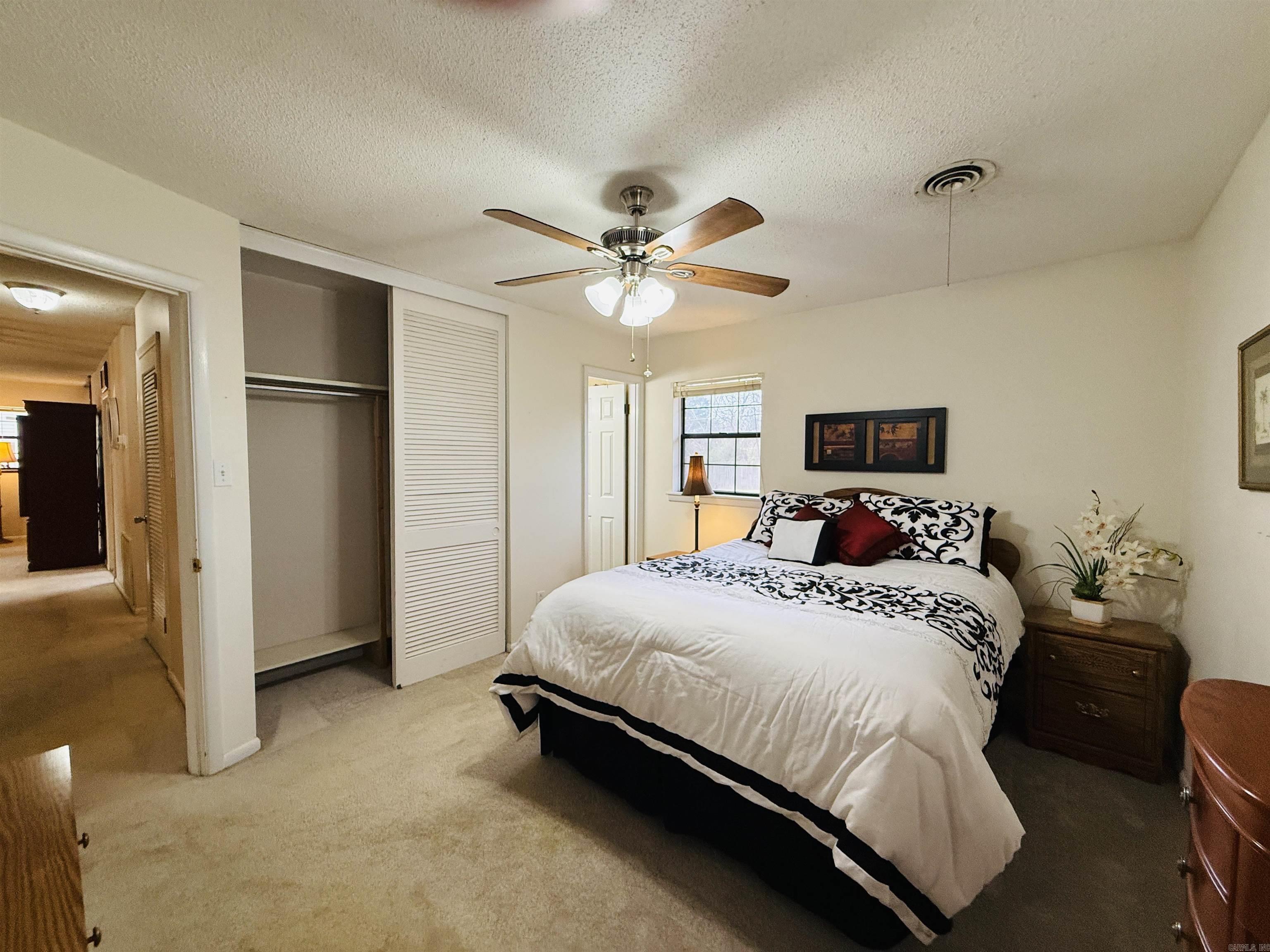 8813 Holiday  Sherwood, AR