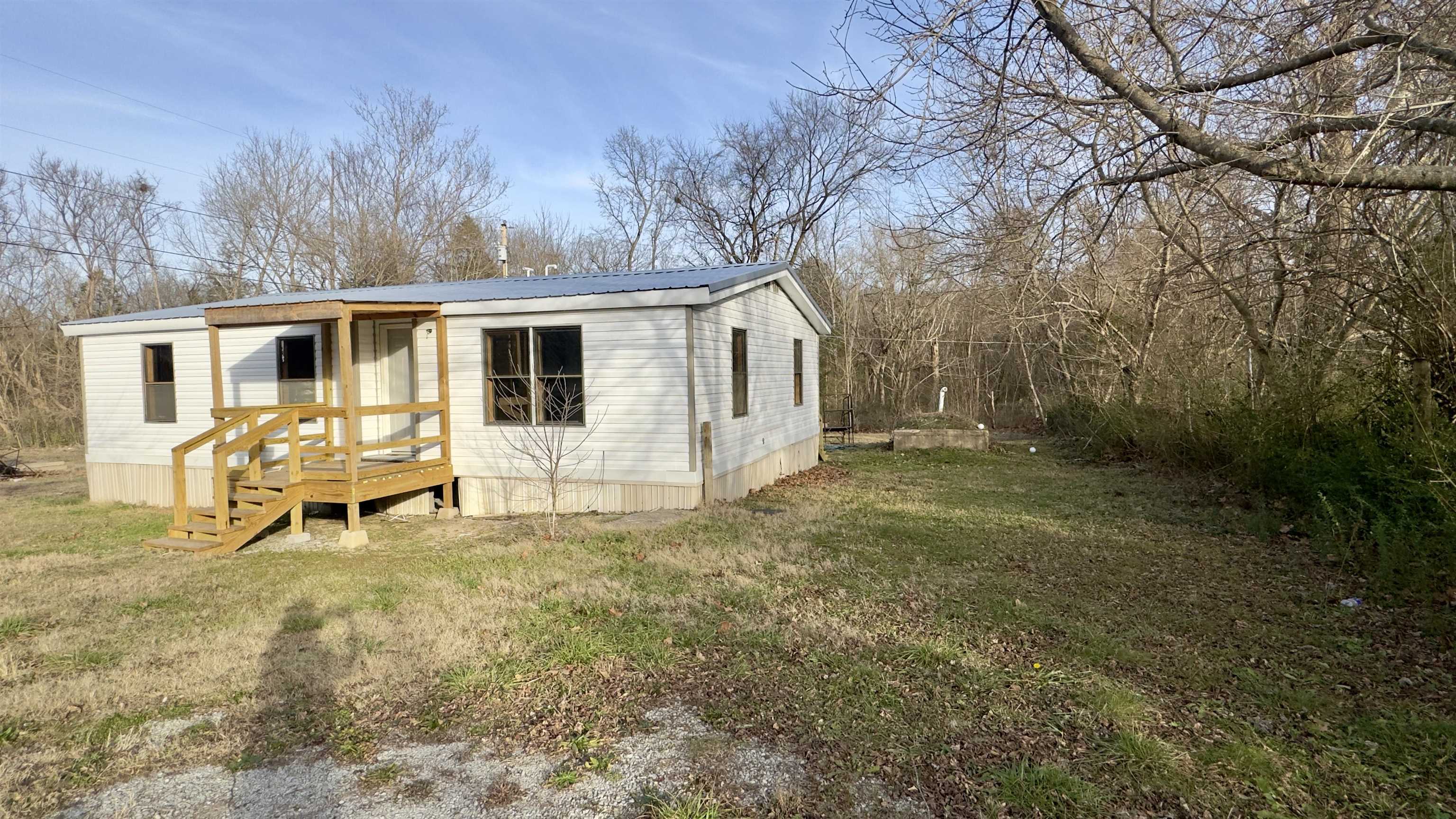 25 Cedar  Pineville, AR