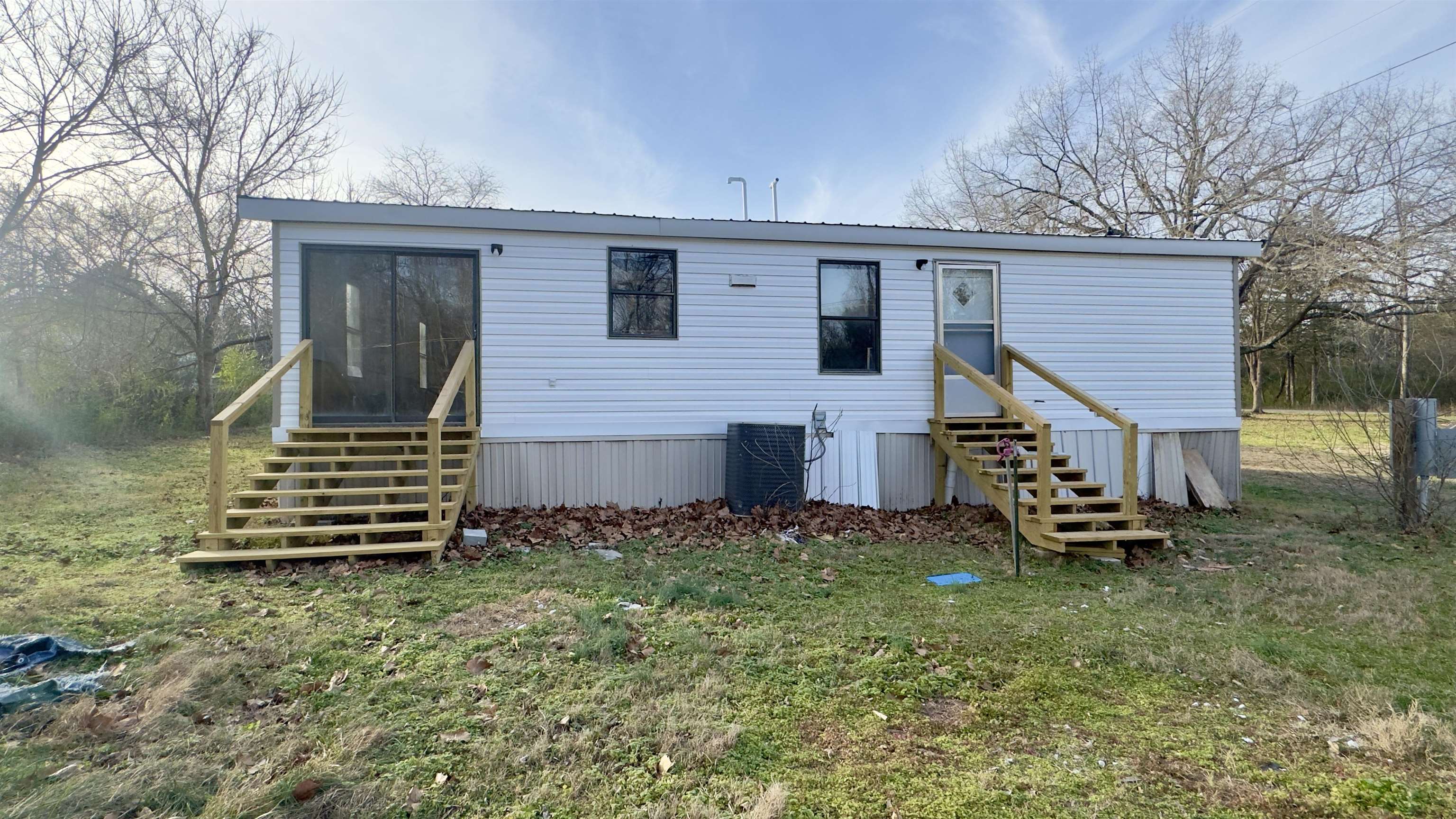 25 Cedar  Pineville, AR