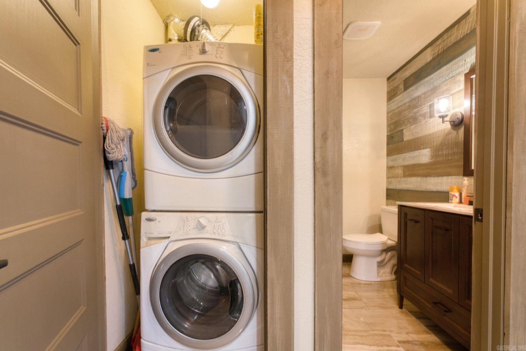 1143 Twin Points Road  Hot Springs, AR