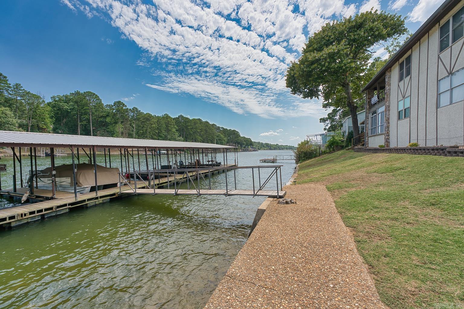 1143 Twin Points Road  Hot Springs, AR