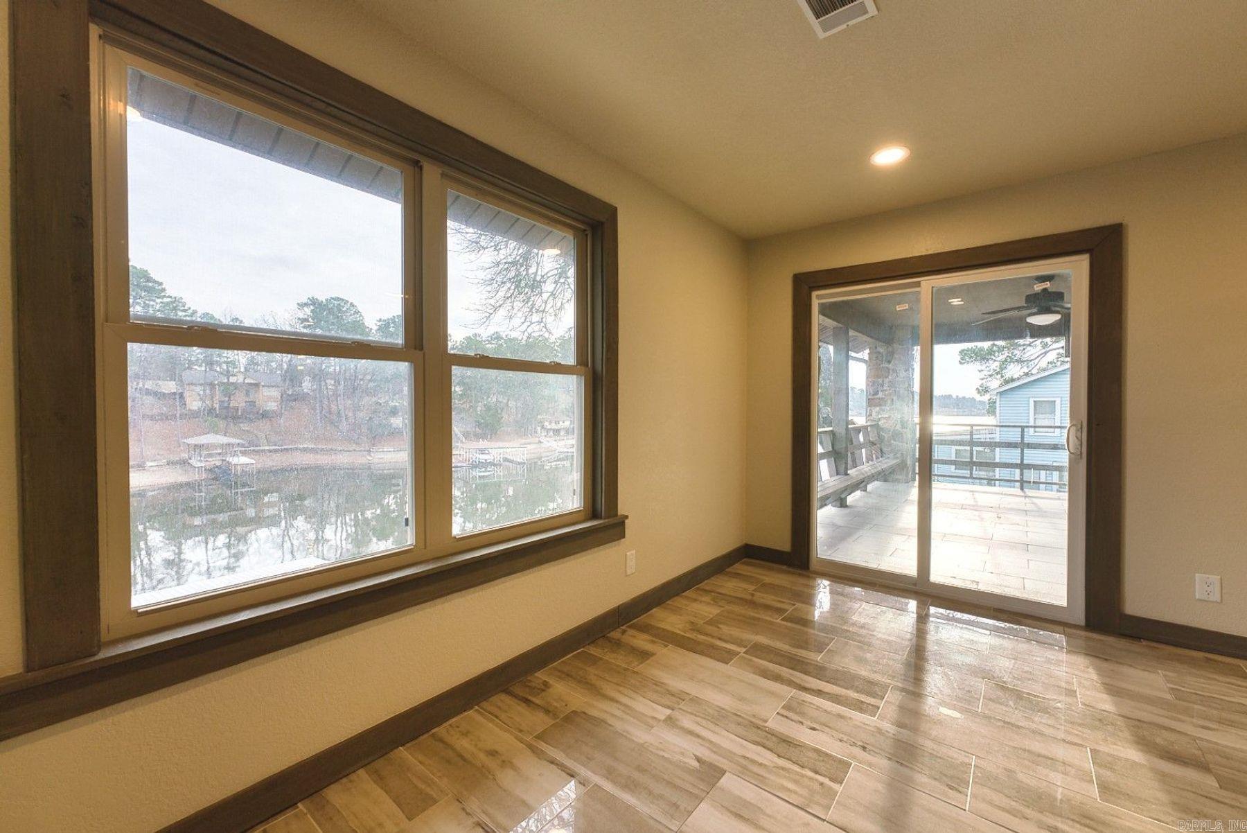 1143 Twin Points Road  Hot Springs, AR