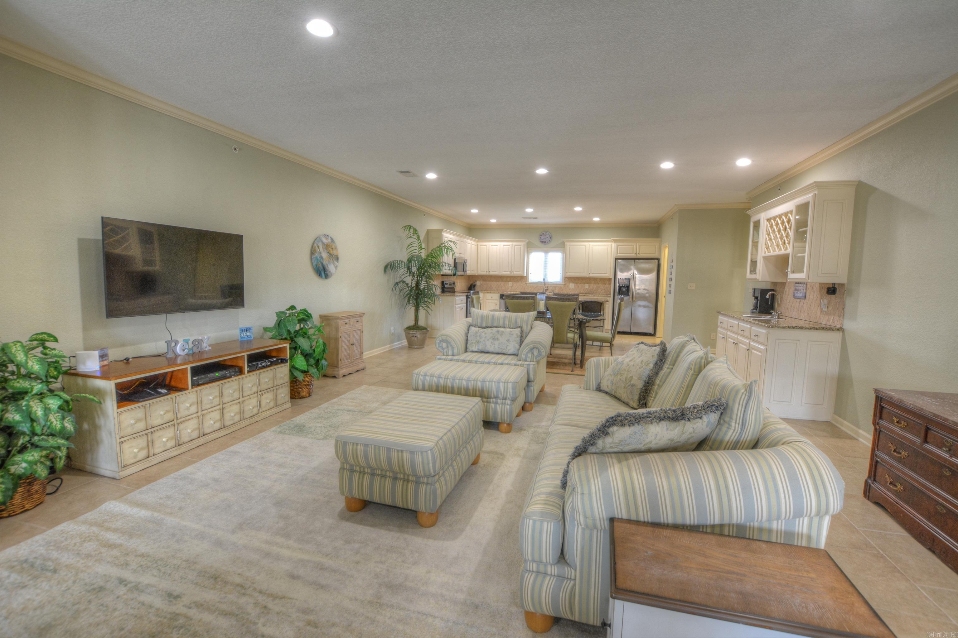 156 Villa Point Hot Springs, AR 71913