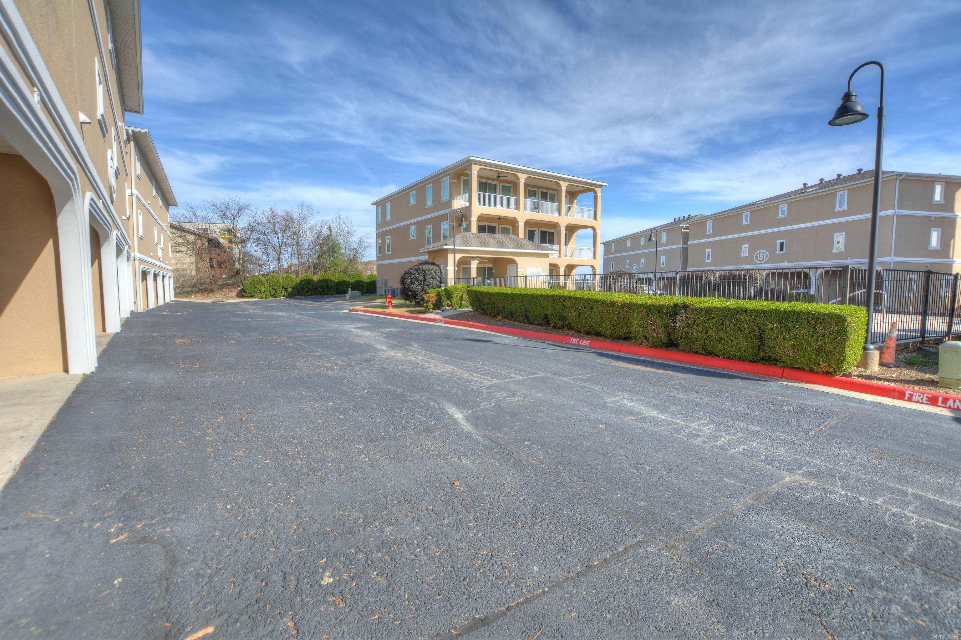 156 Villa Point Hot Springs, AR 71913