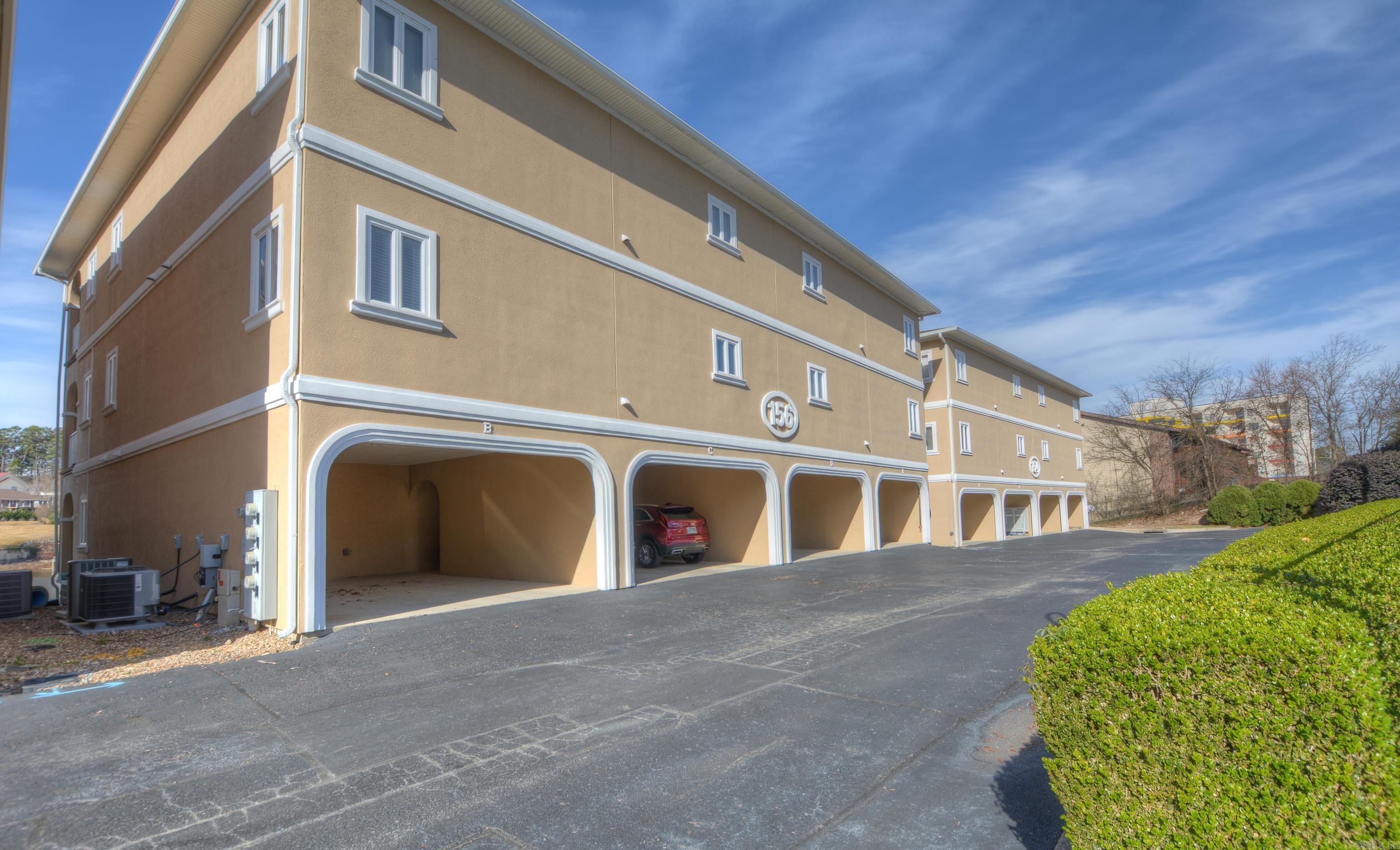 156 Villa  Hot Springs, AR