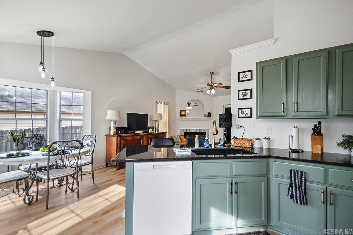 2205 Greenleaf  Bryant, AR