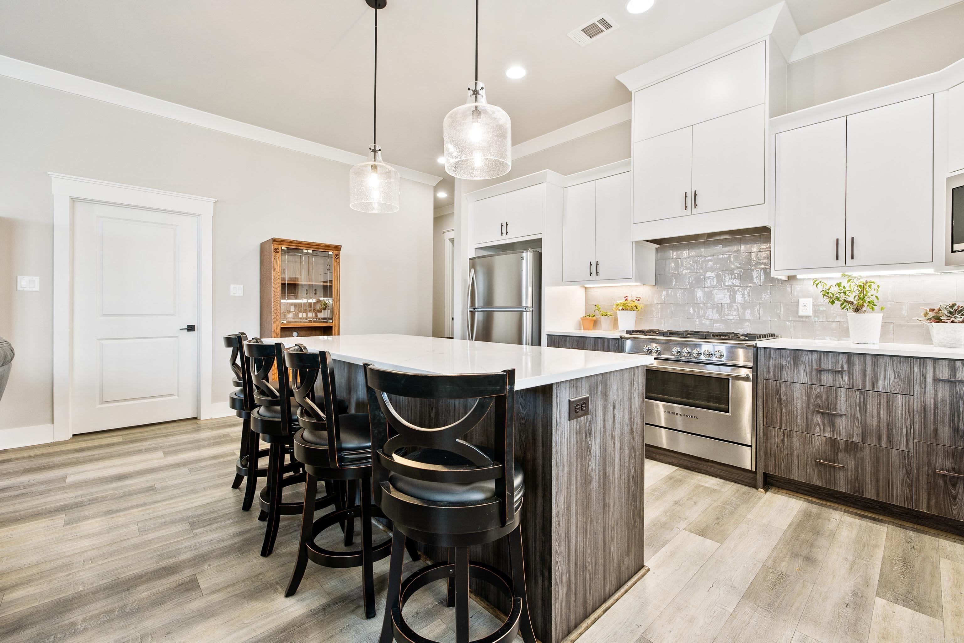 1129 Essex Drive Benton, AR 72019