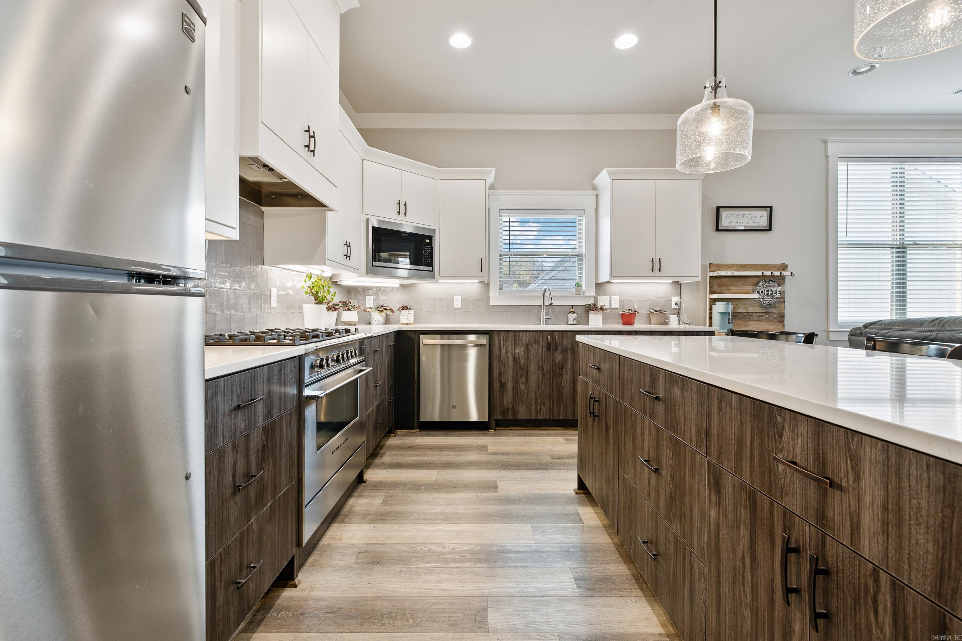 1129 Essex Drive Benton, AR 72019