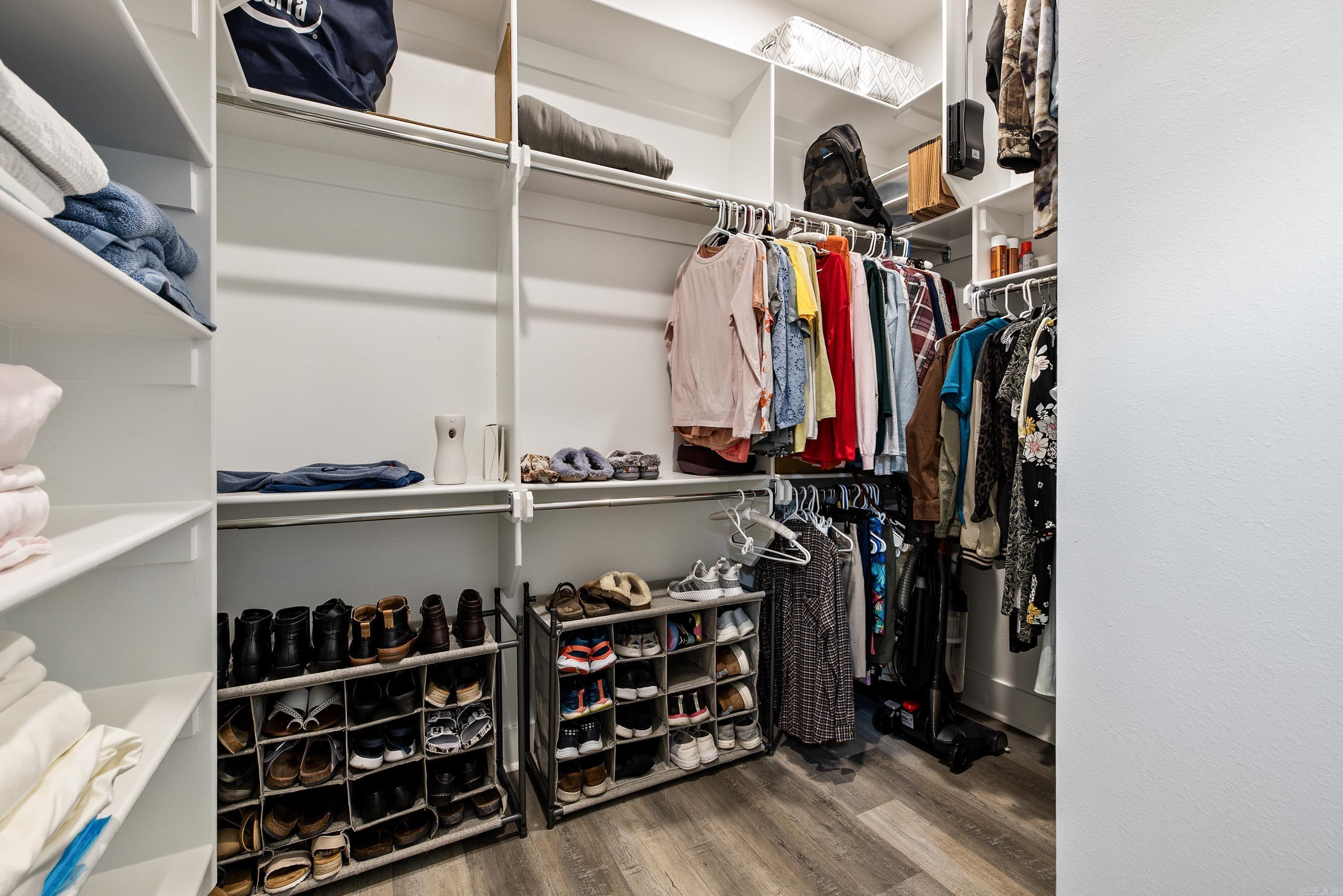 1129 Essex Drive Benton, AR 72019