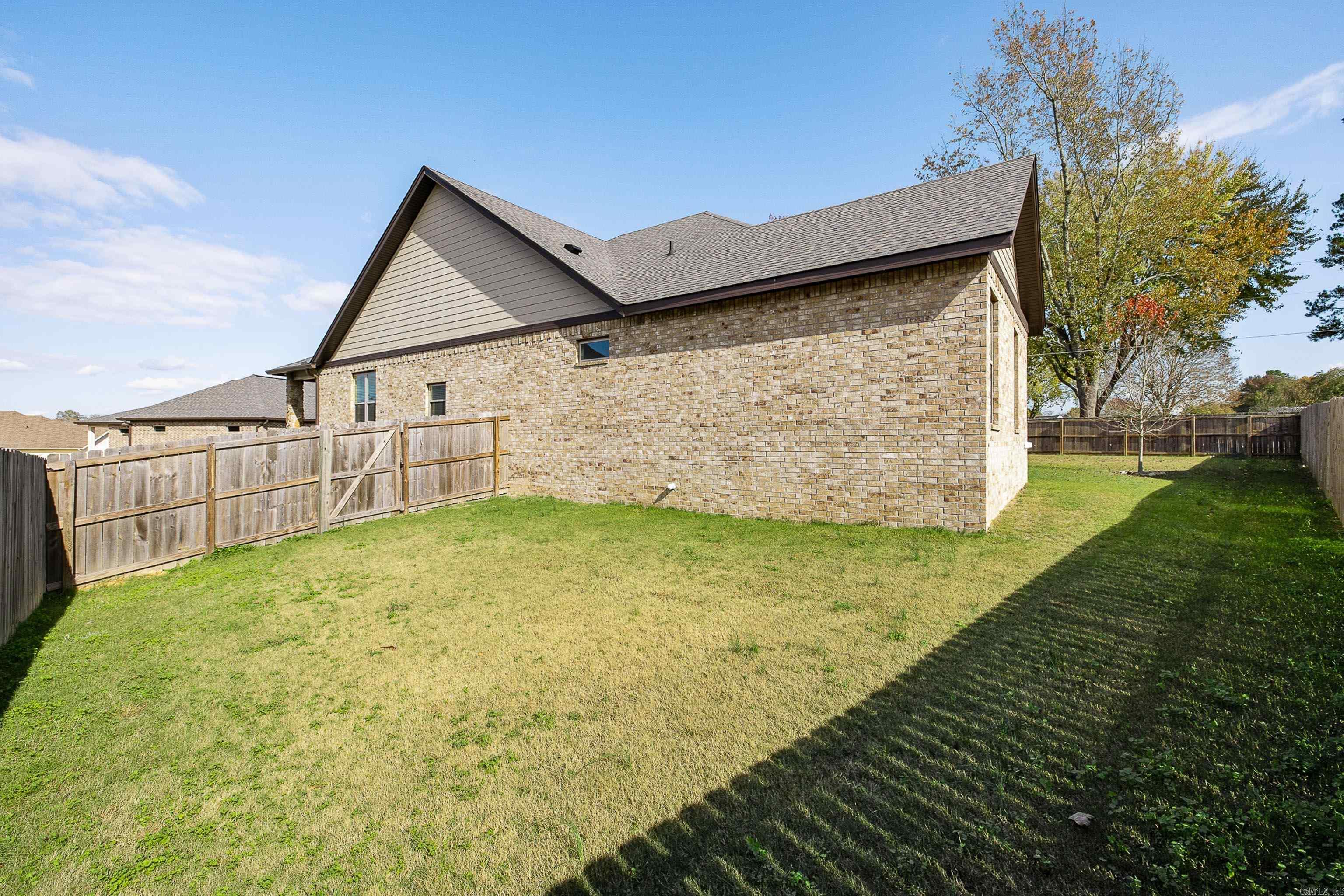 1129 Essex Drive Benton, AR 72019