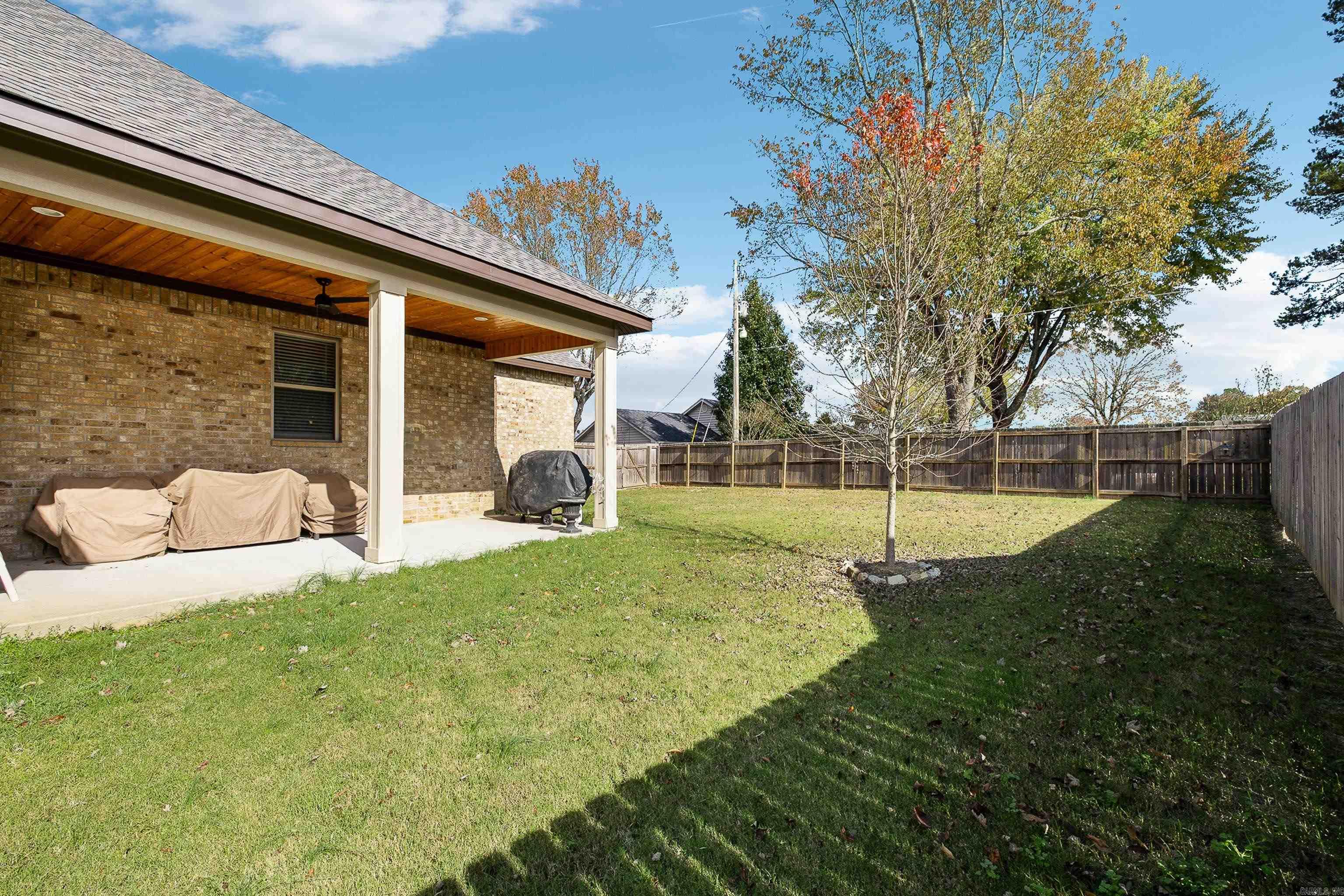 1129 Essex Drive Benton, AR 72019