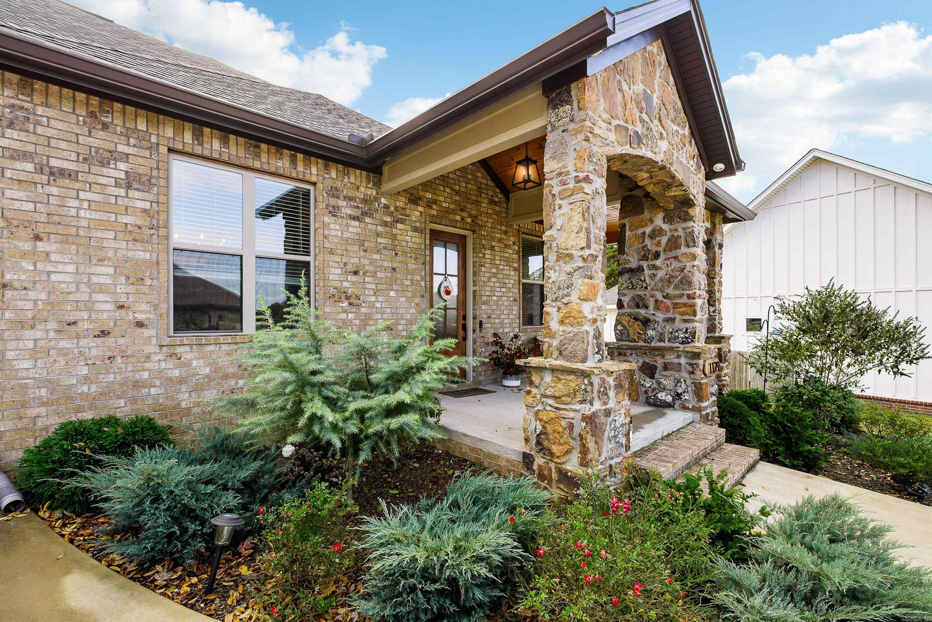 1129 Essex Drive Benton, AR 72019