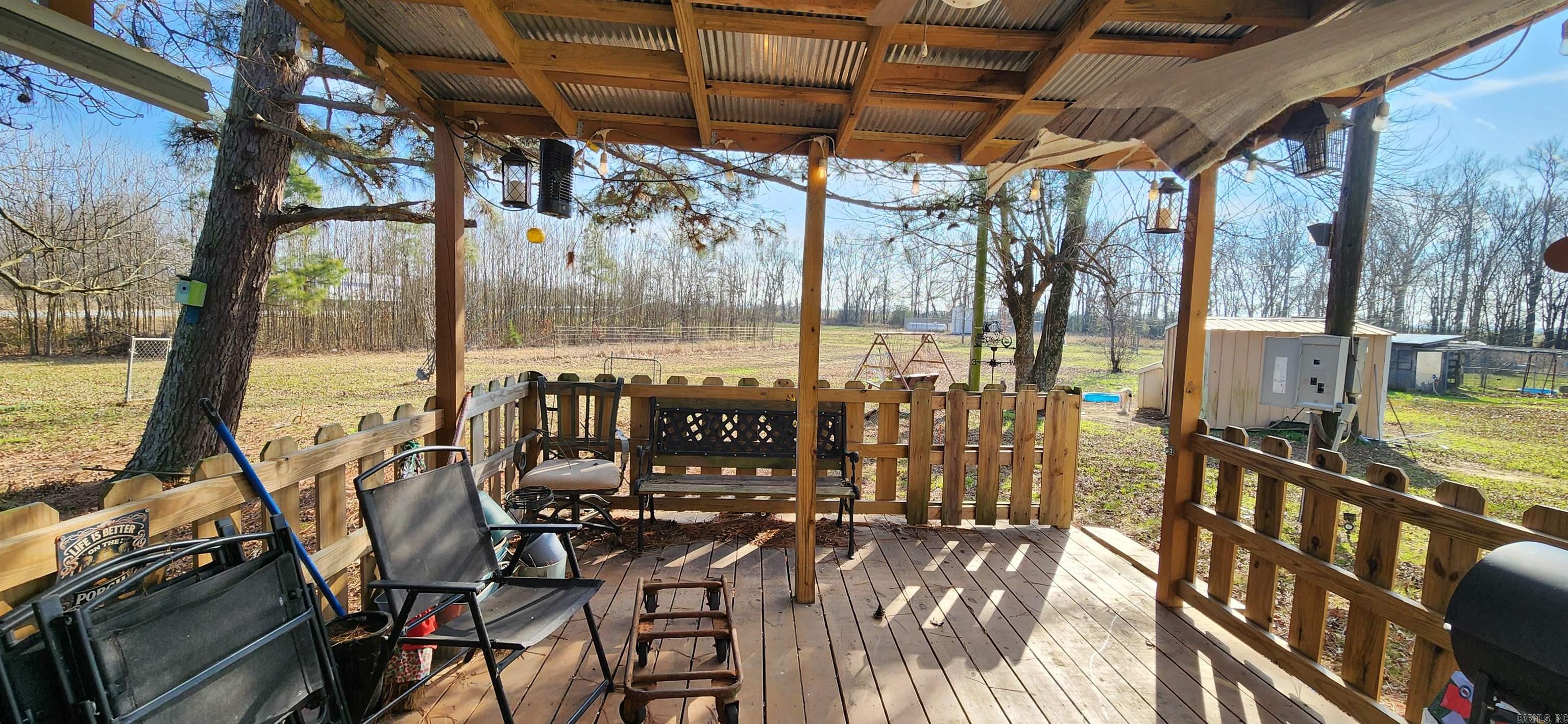 4271 S Highway 165  Stuttgart, AR