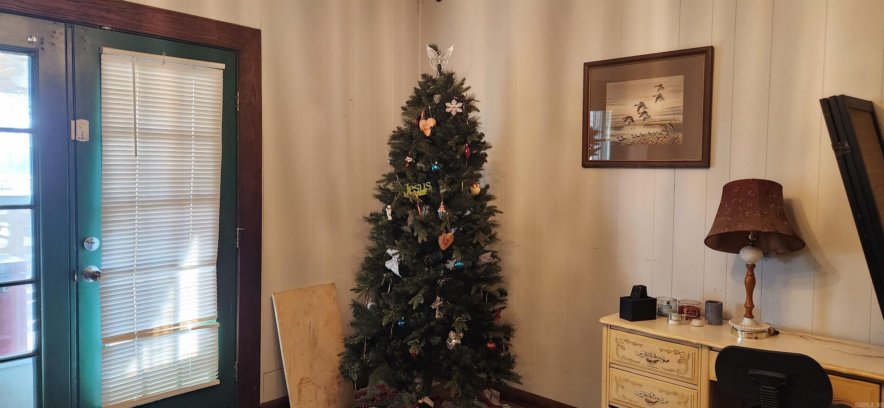 4271 S Highway 165  Stuttgart, AR