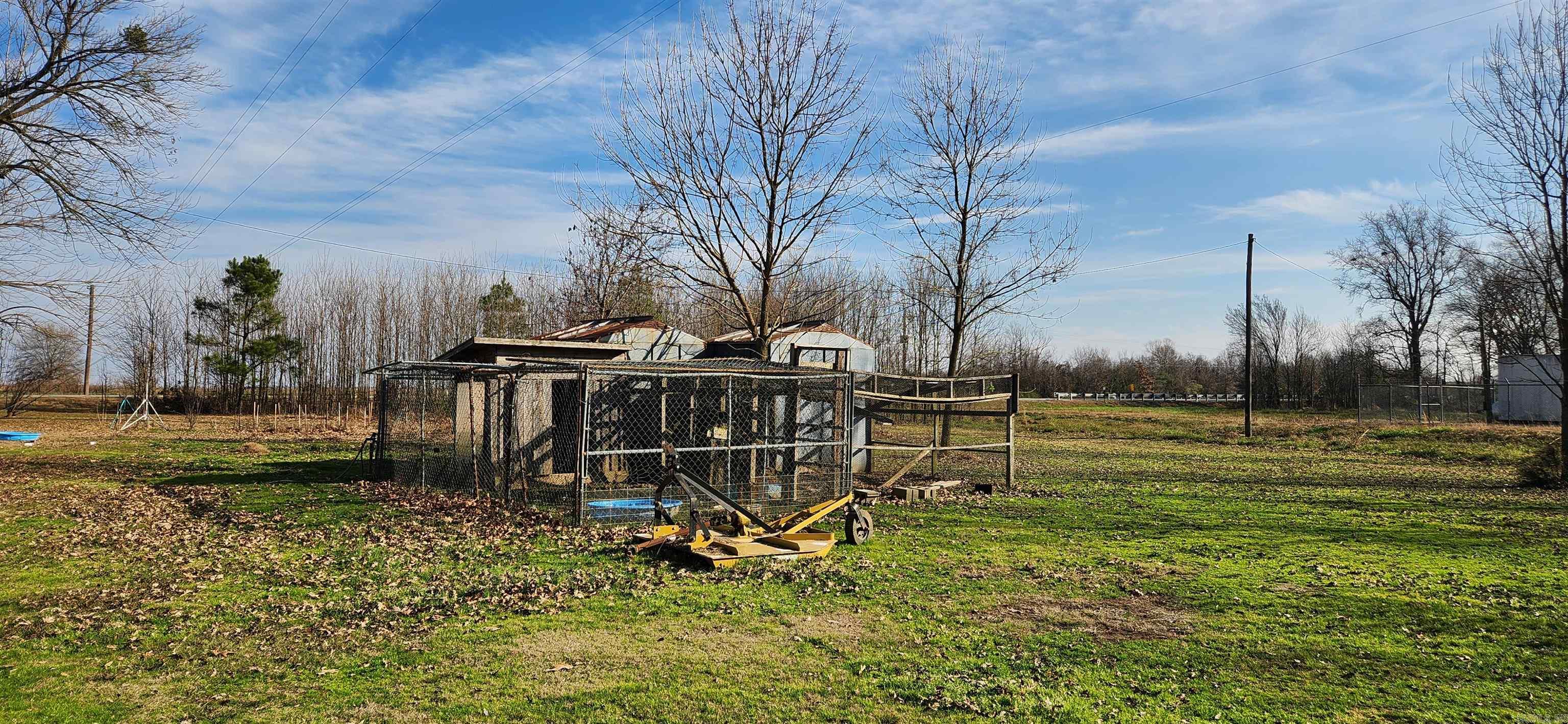 4271 S Highway 165  Stuttgart, AR