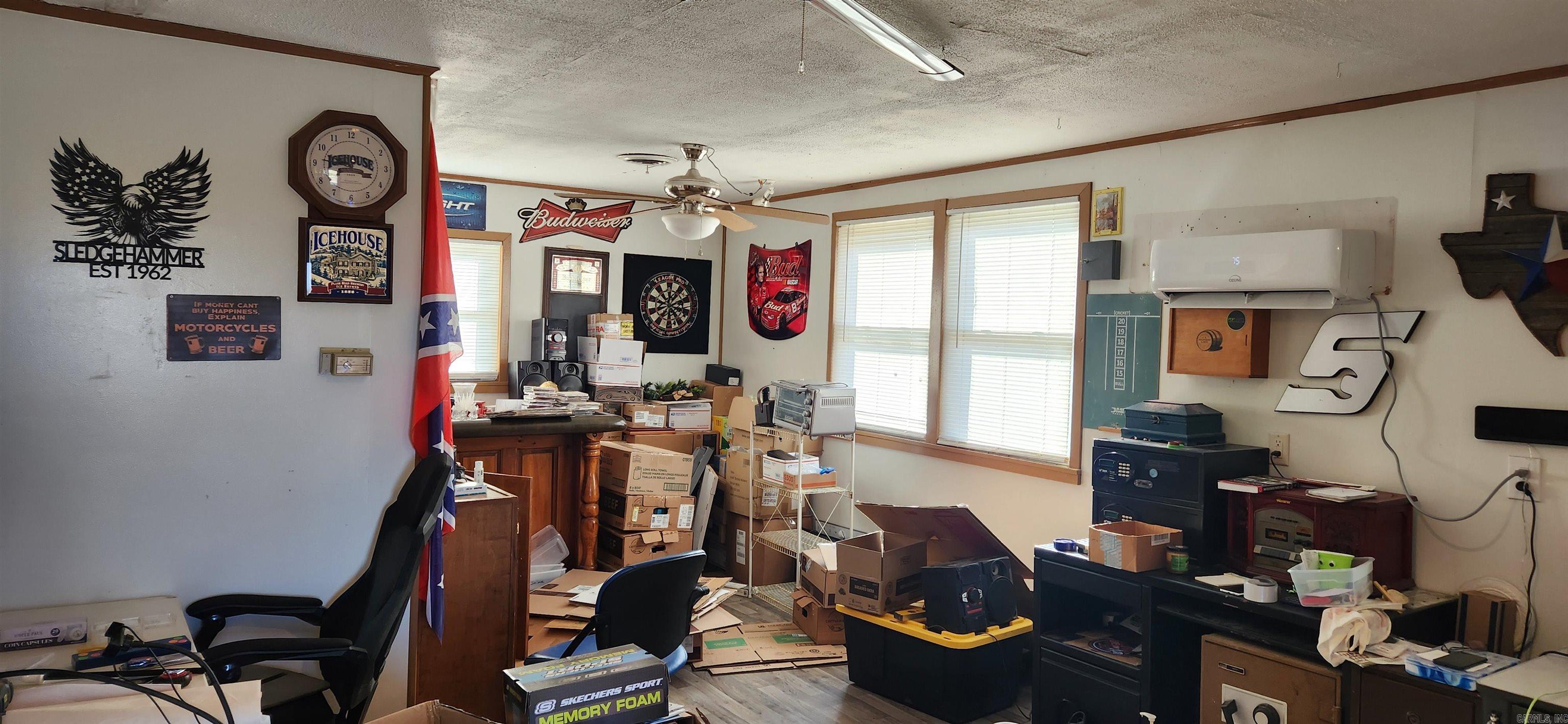 4271 S Highway 165  Stuttgart, AR