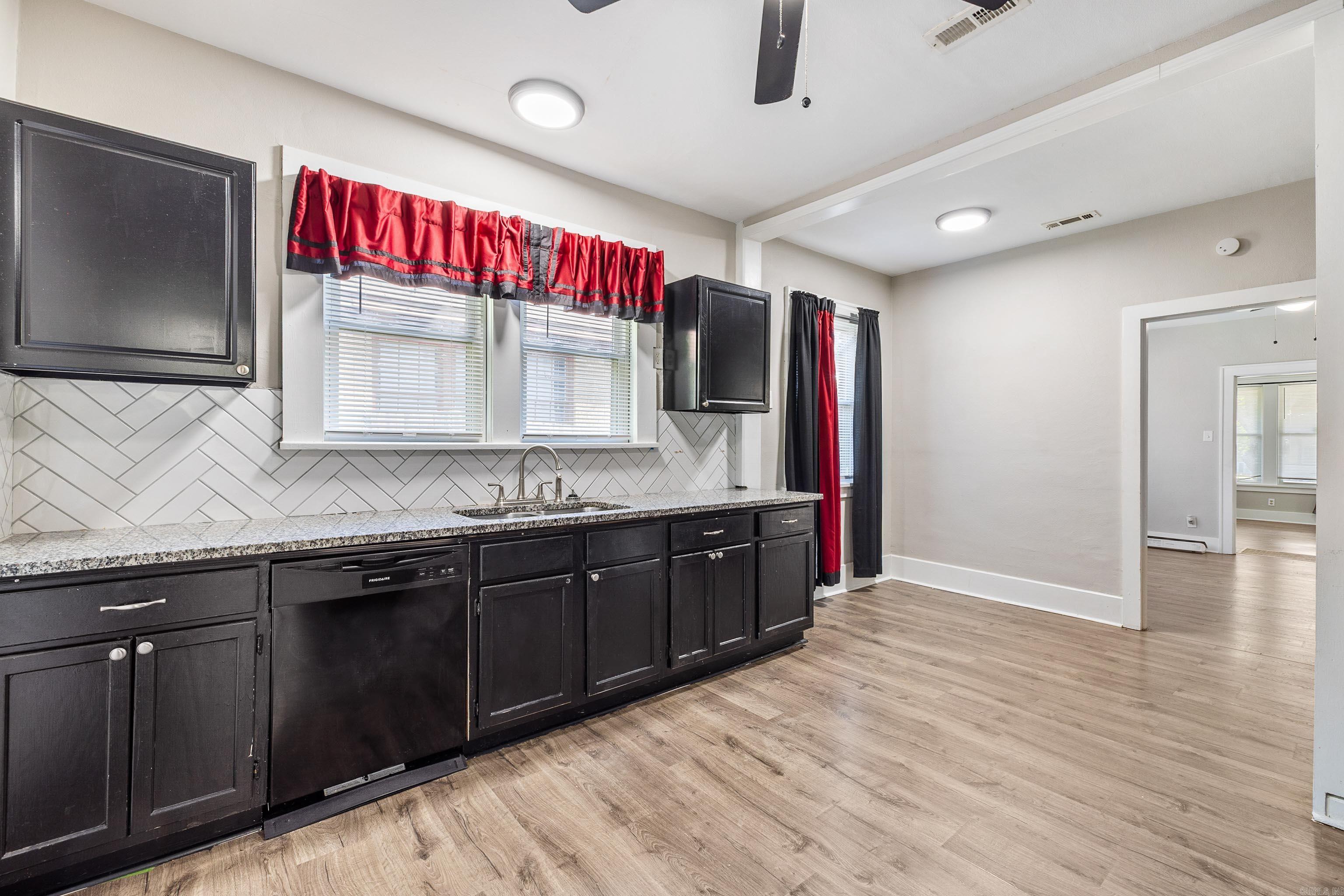 1424 Wolfe Street Little Rock, AR 72202