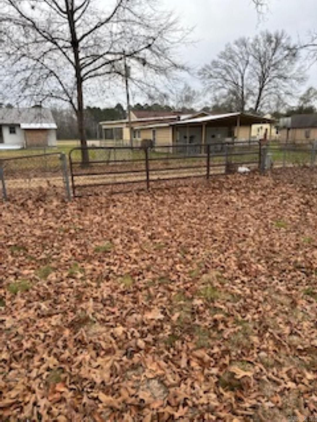 115 S Womble Ave  Camden, AR