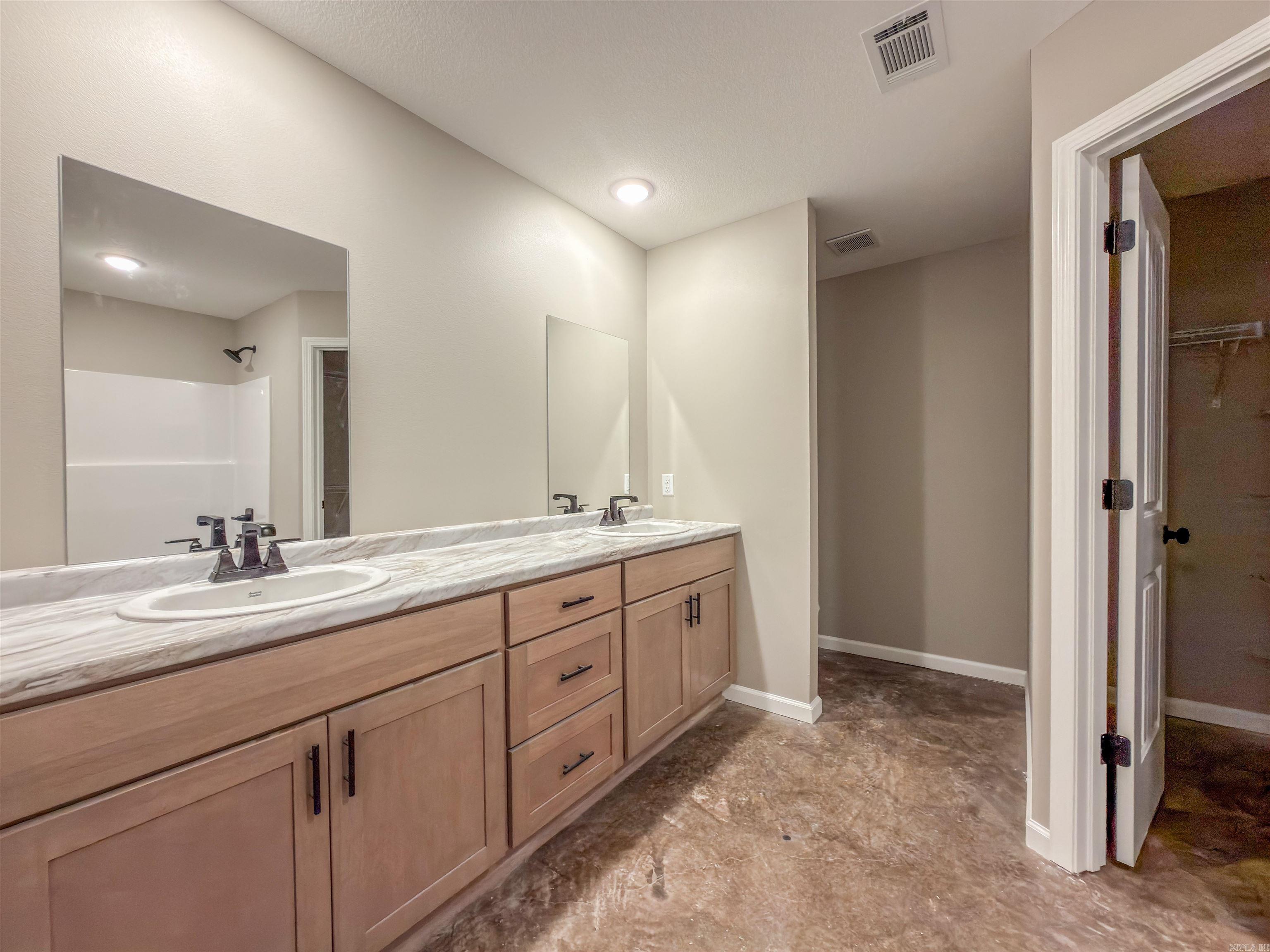 143 Waterfowl Way  Lake City, AR