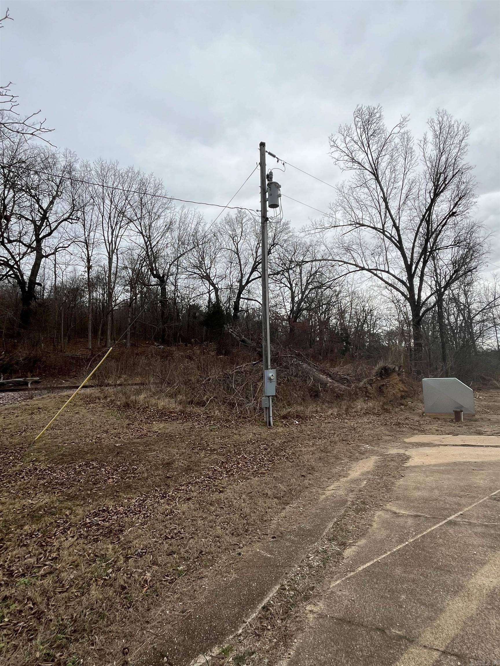 000 County Road 268  Thayer, MO