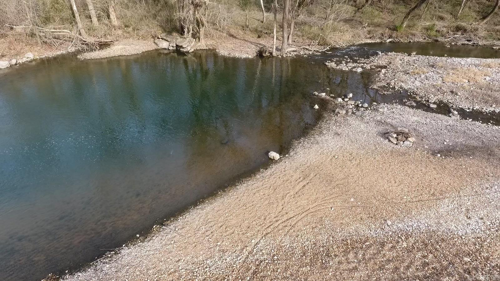 000 County Road 268  Thayer, MO