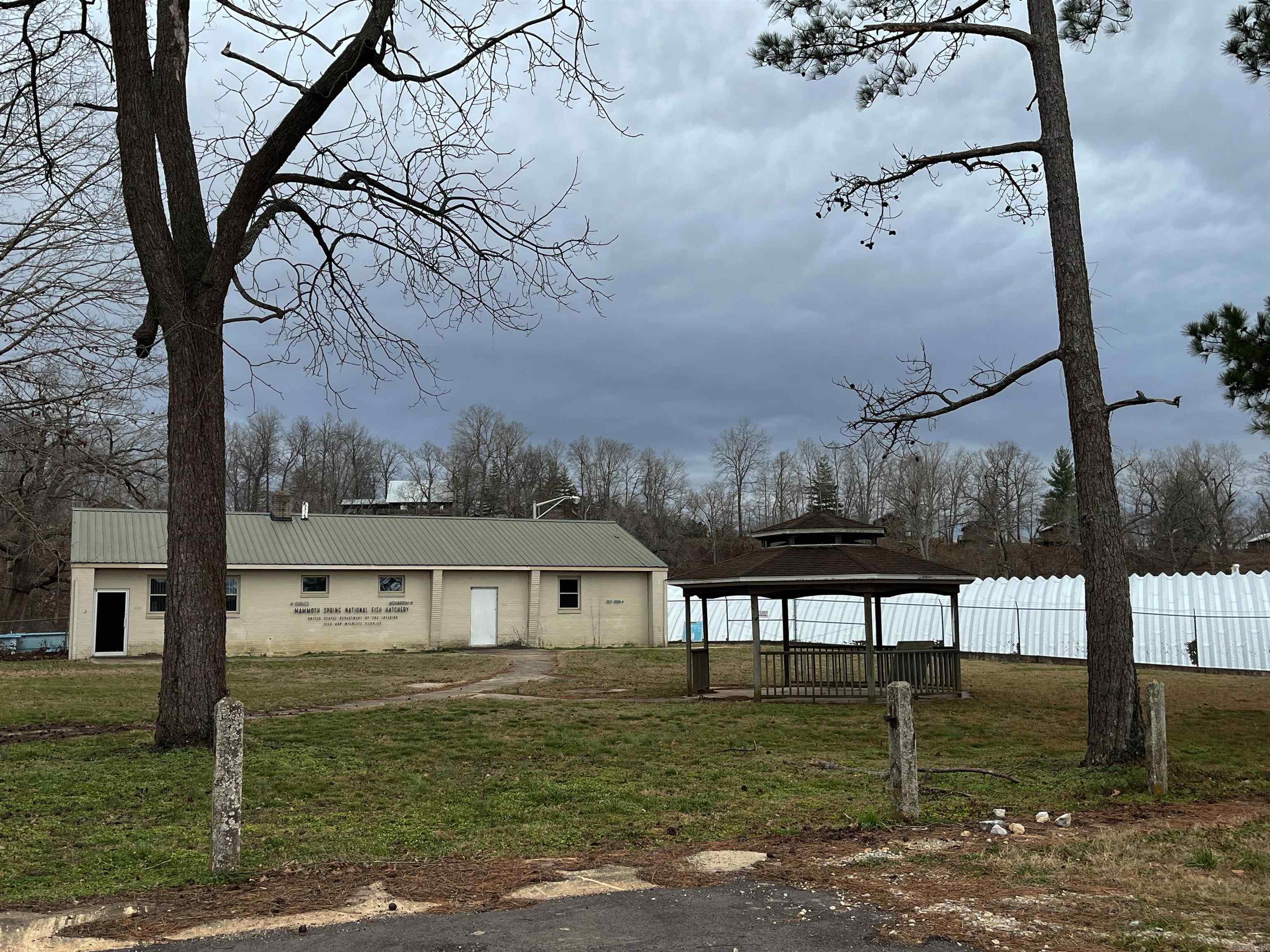 000 County Road 268  Thayer, MO