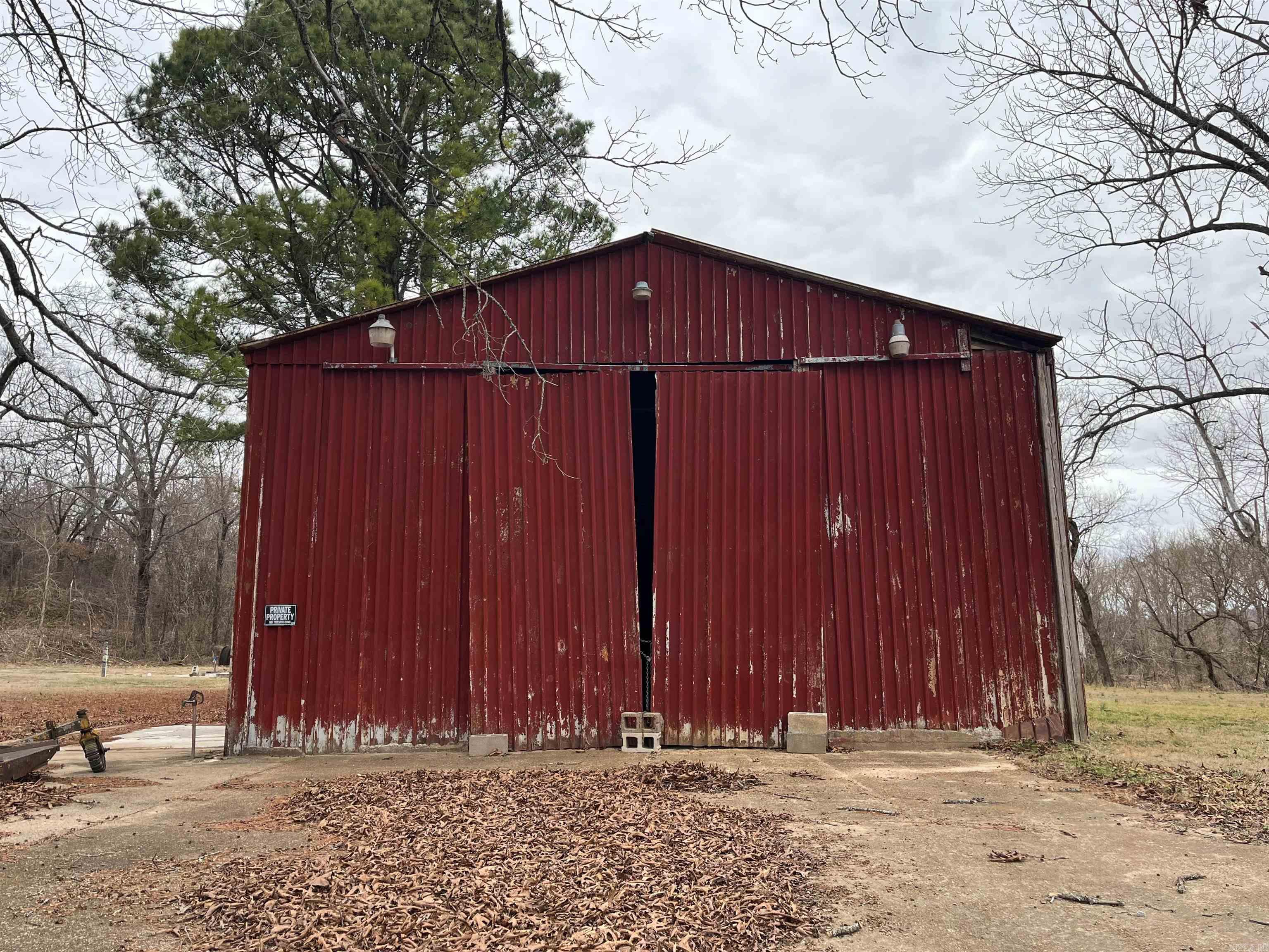 000 County Road 268  Thayer, MO