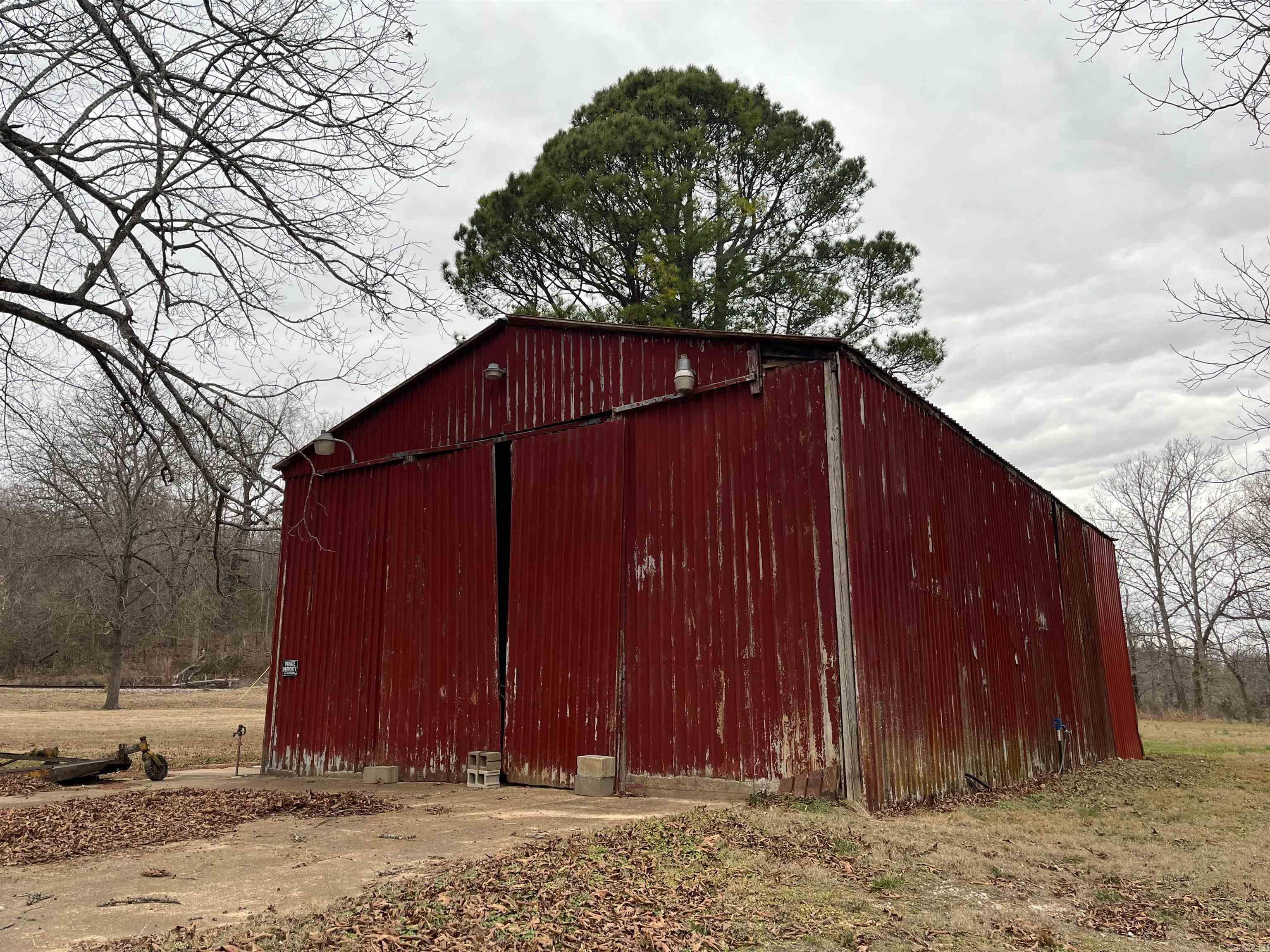 000 County Road 268  Thayer, MO