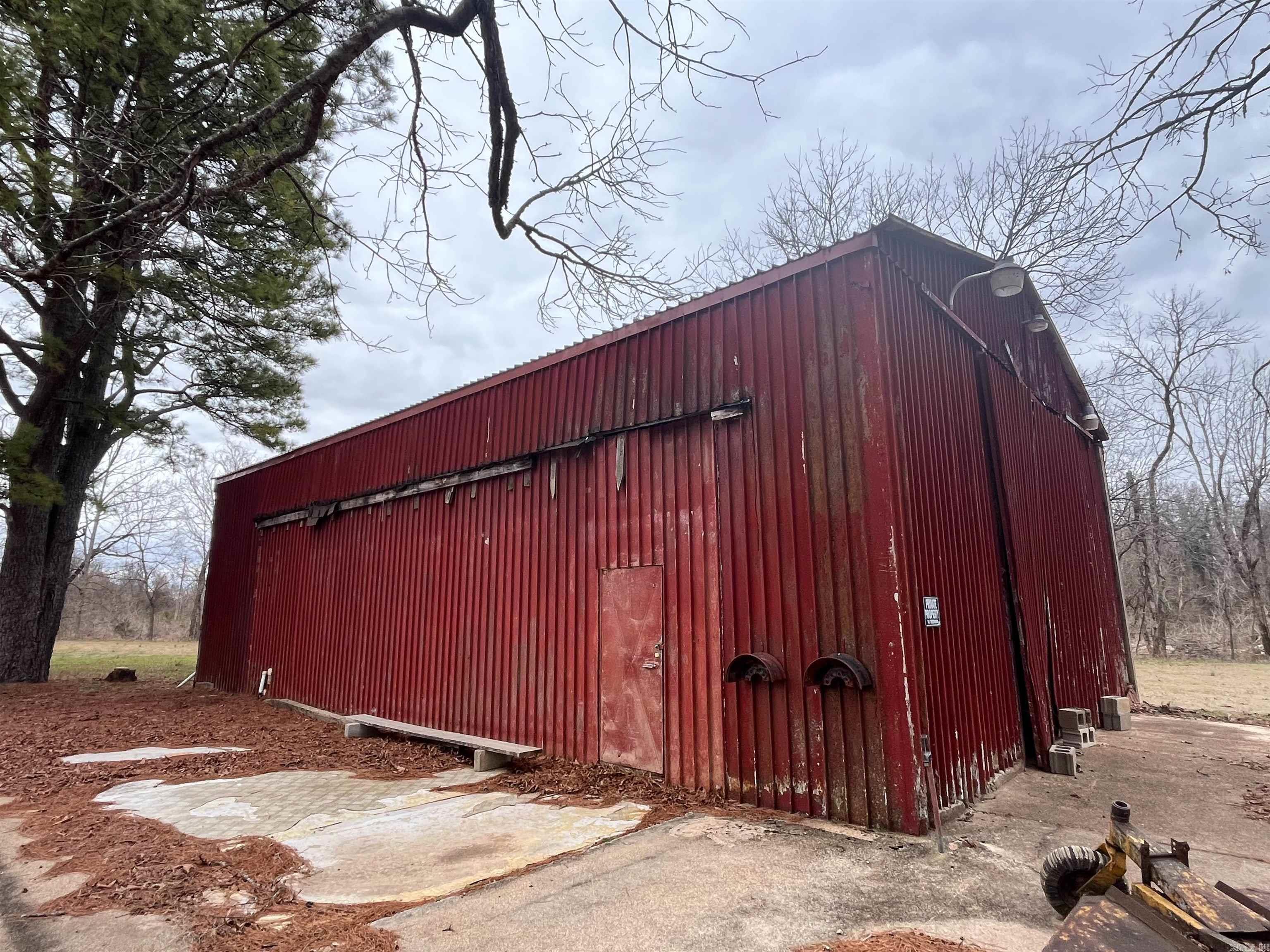 000 County Road 268  Thayer, MO