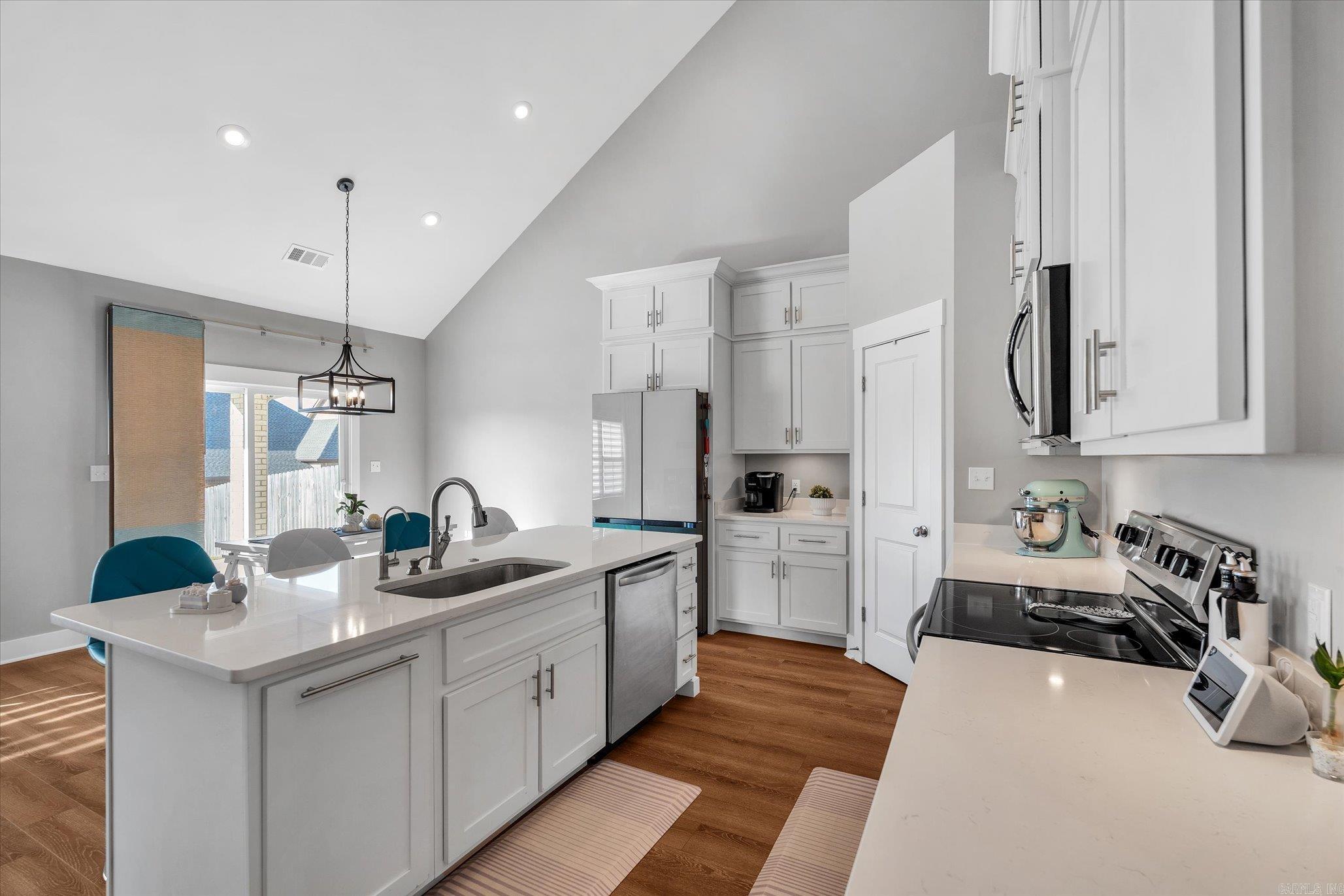 607 Prospect Valley Dr.  Jonesboro, AR