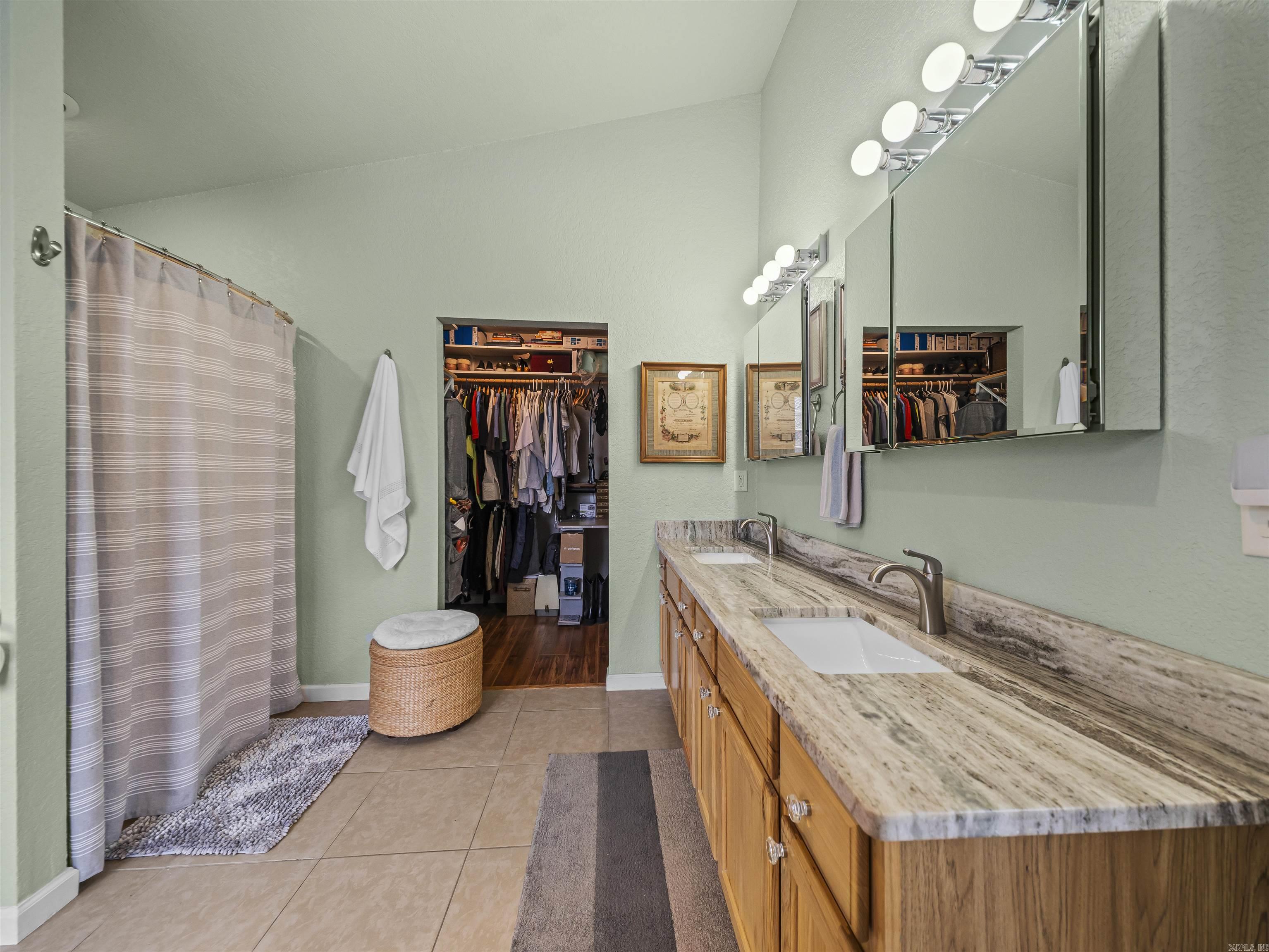 121 Viscara  Hot Springs Village, AR