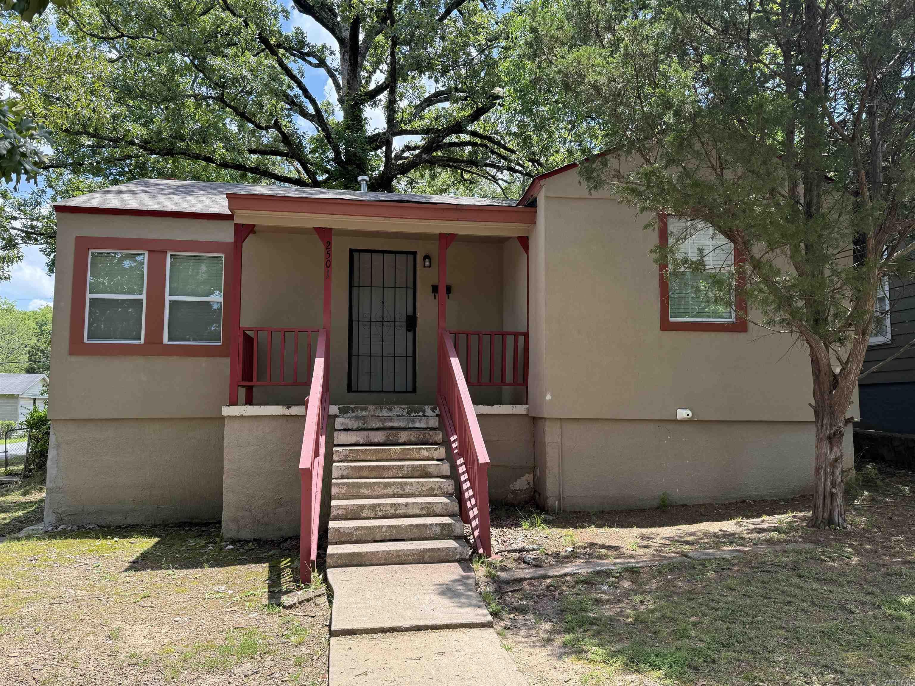 2501 S Pine  Little Rock, AR