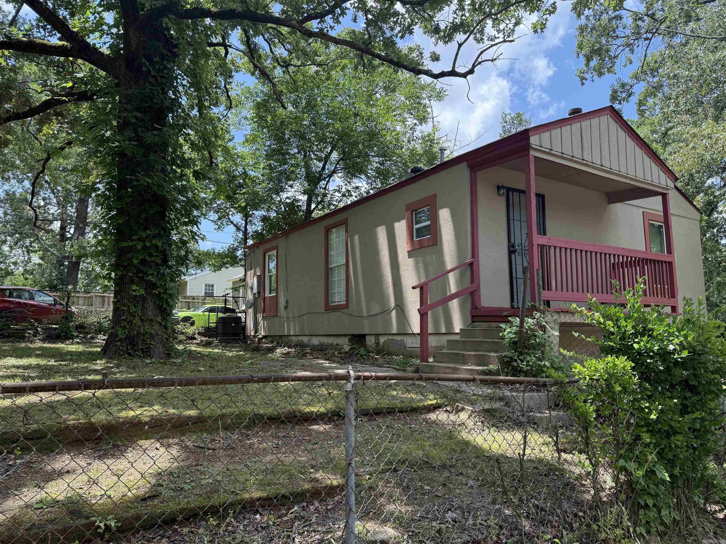 2501 S Pine  Little Rock, AR