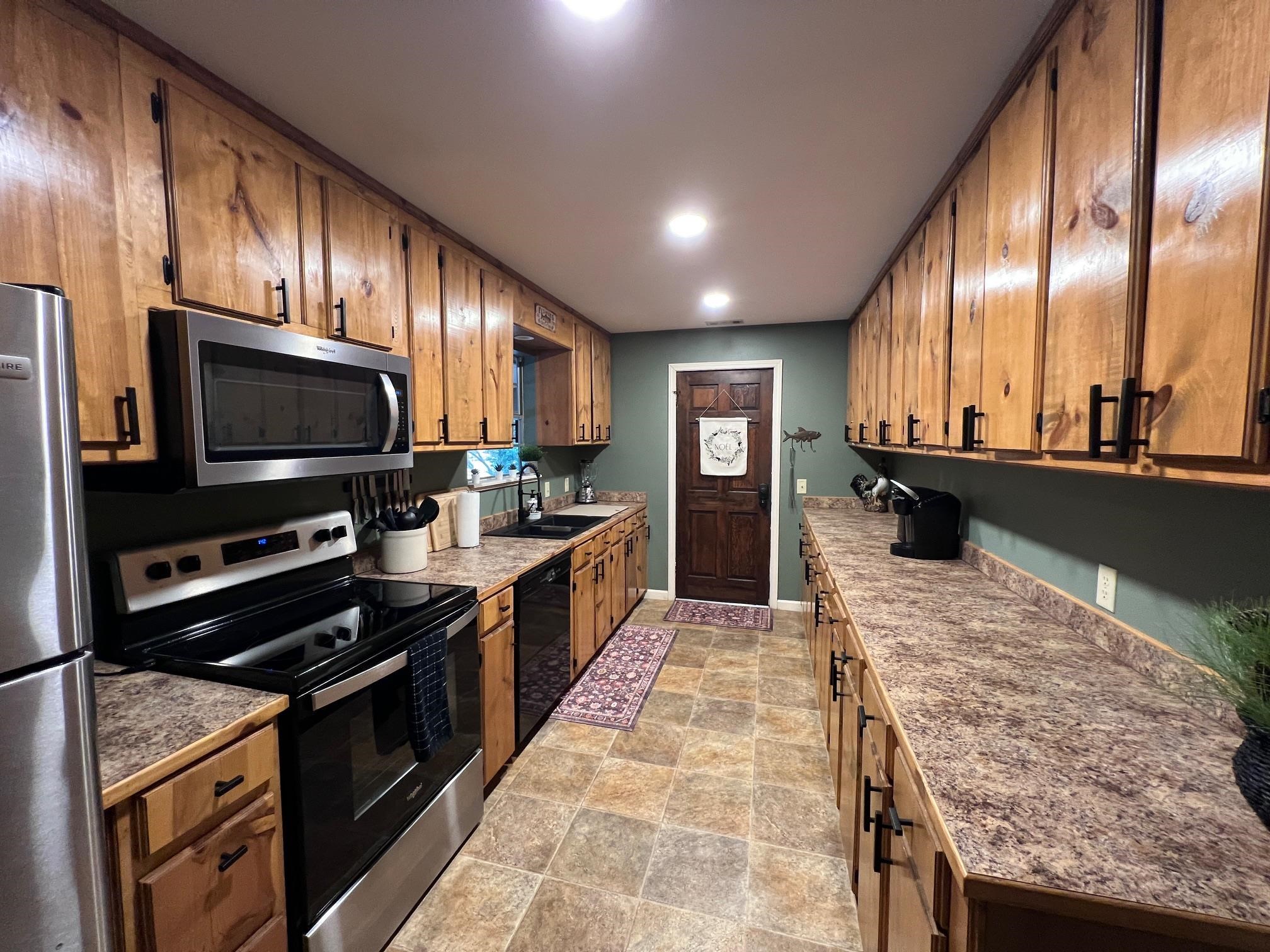 501 Hayden Heights  Mountain View, AR