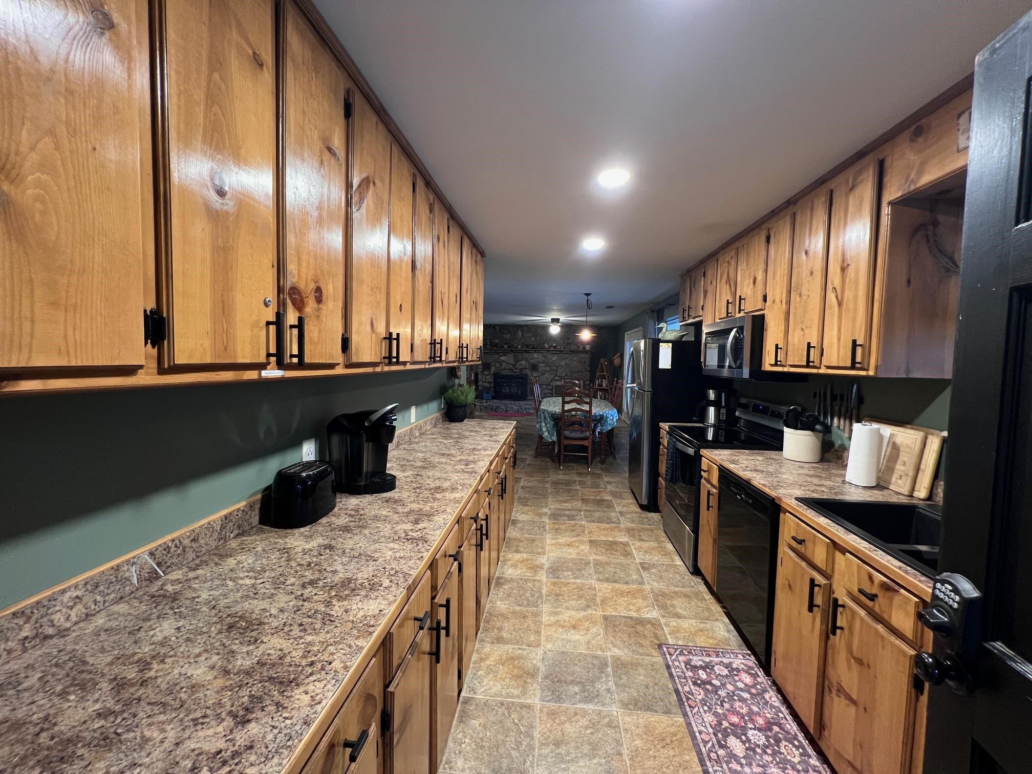 501 Hayden Heights Road Mountain View, AR 72560