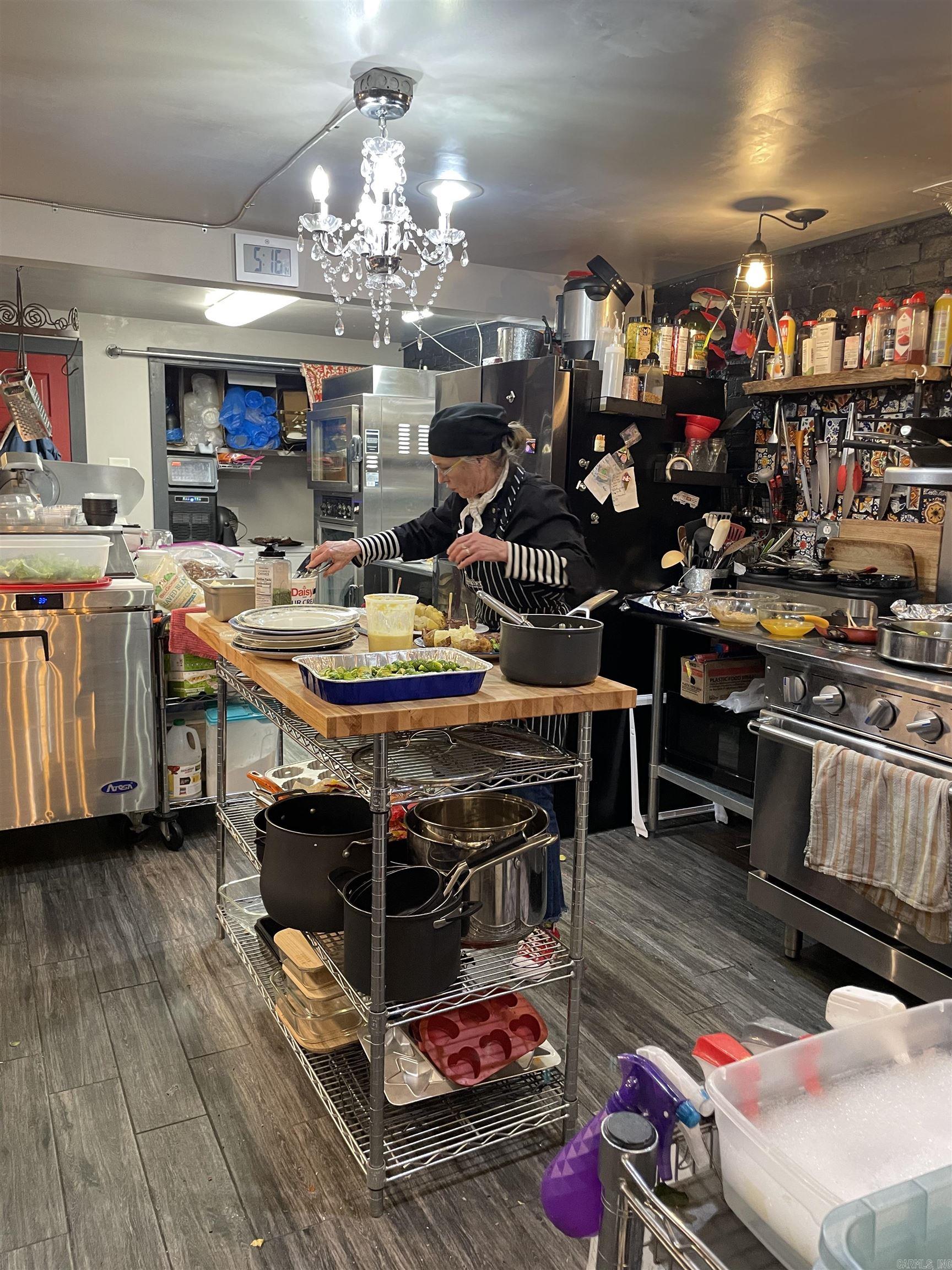 106 N Center  Lonoke, AR