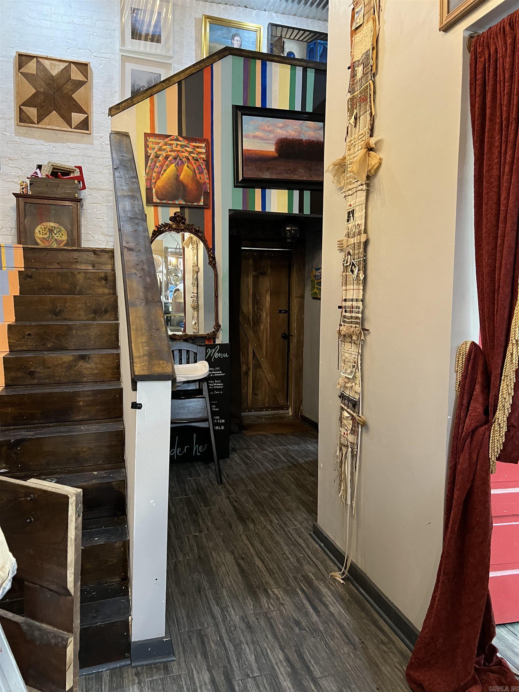 106 N Center  Lonoke, AR