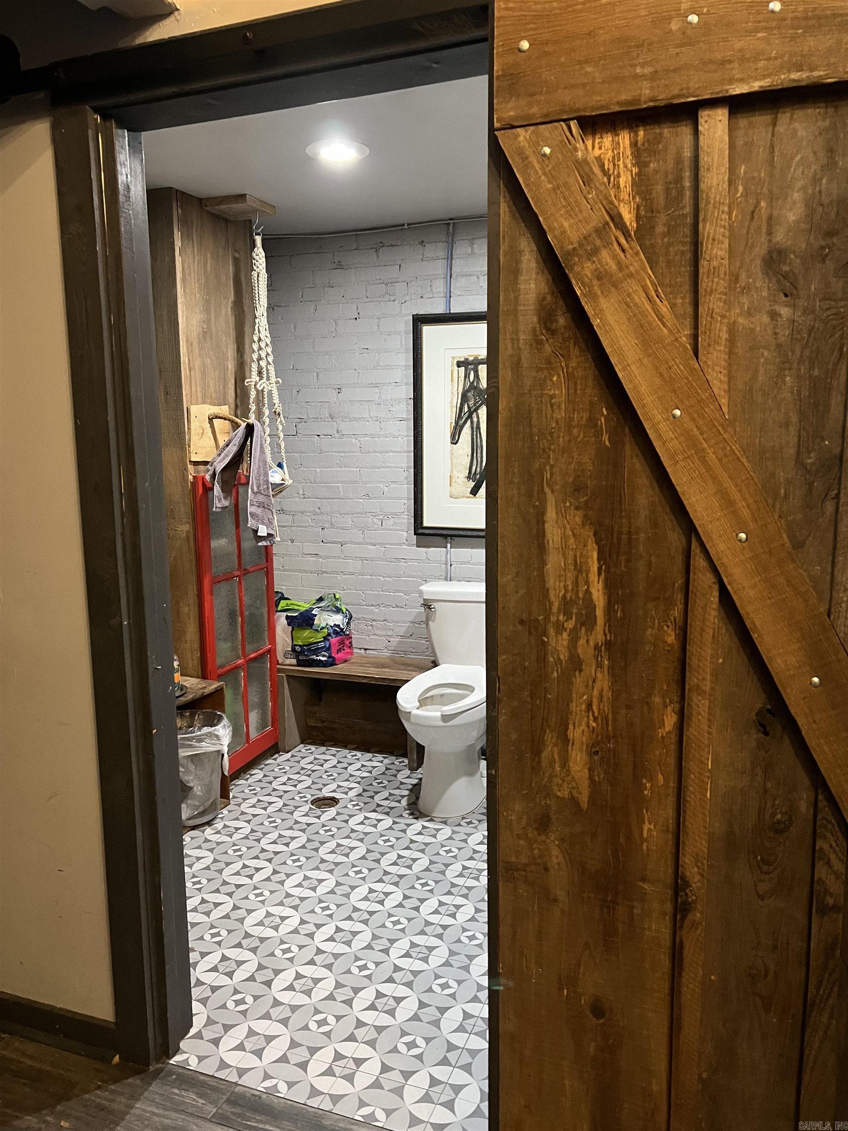 106 N Center  Lonoke, AR