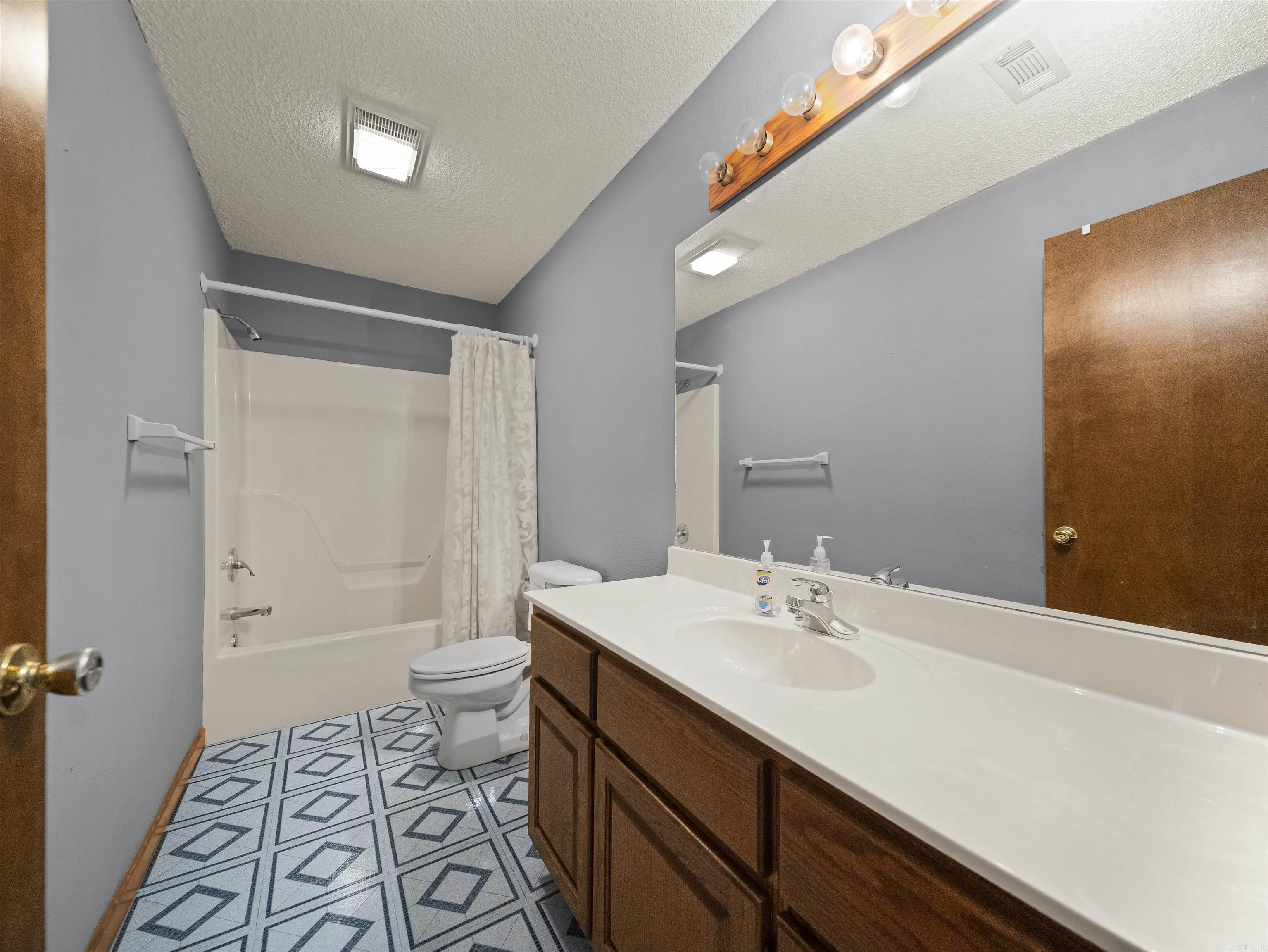 70 Estremedura  Hot Springs Village, AR