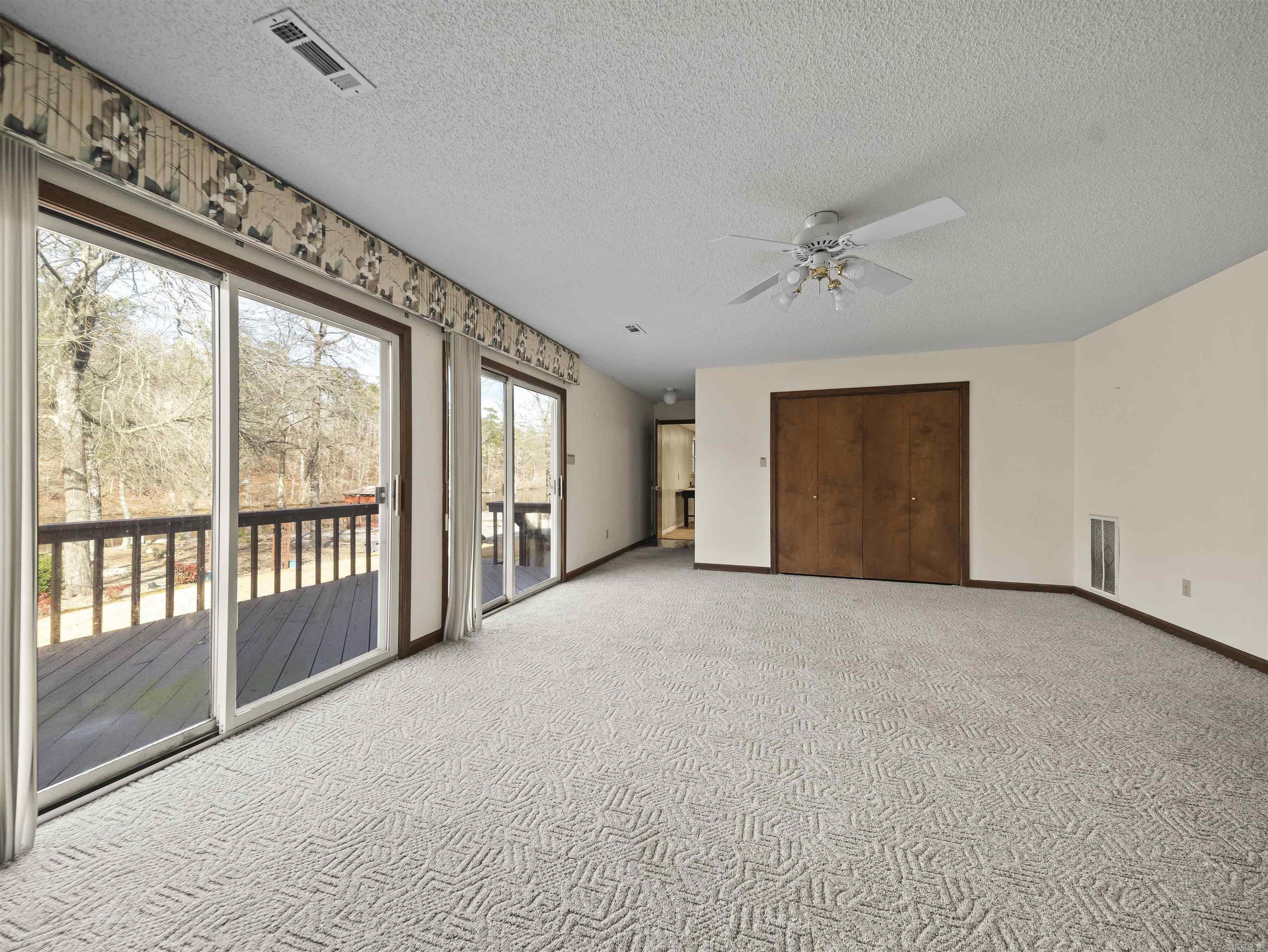 70 Estremedura  Hot Springs Village, AR