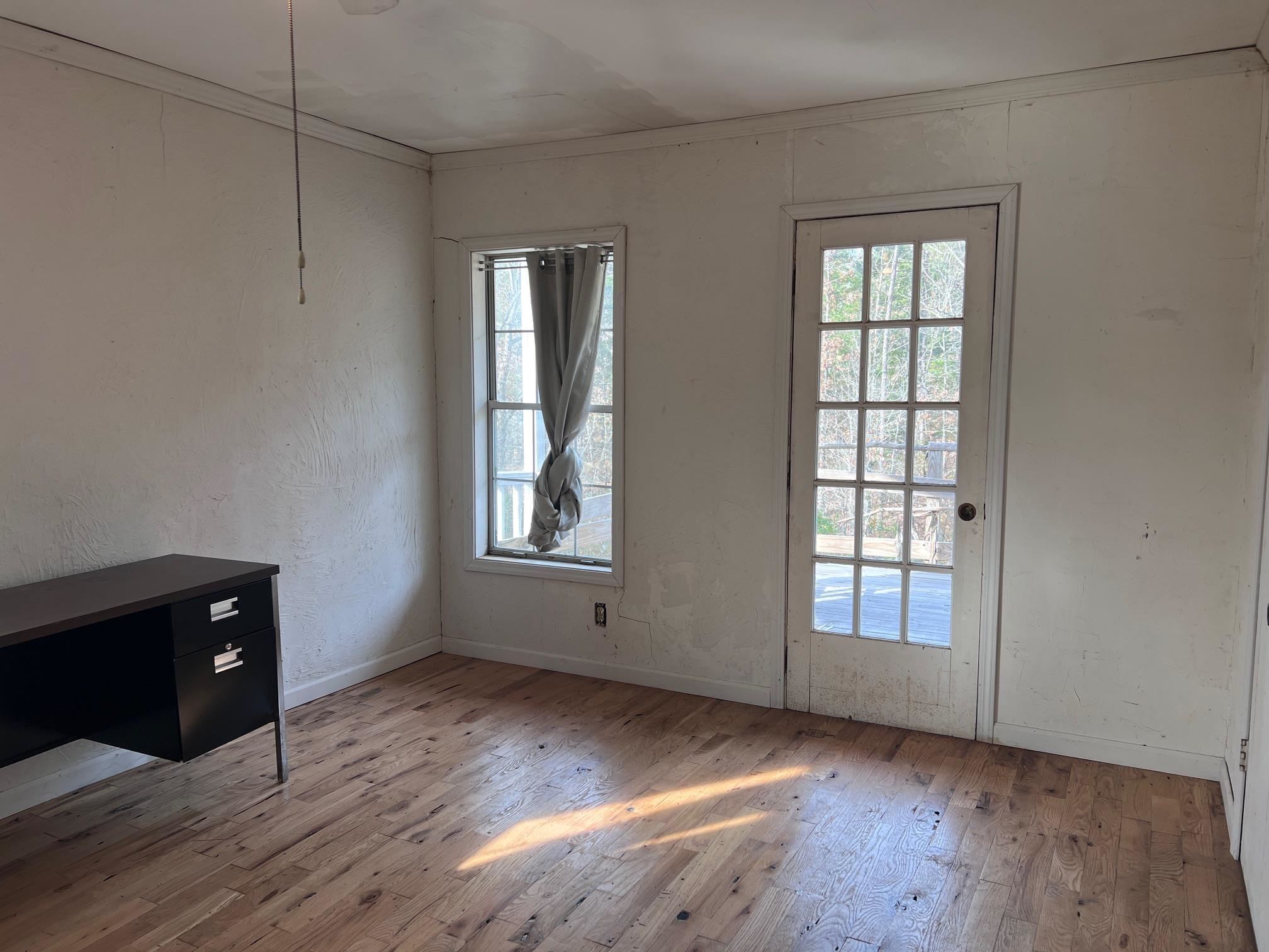 285 Dog Young Road Mountain View, AR 72560