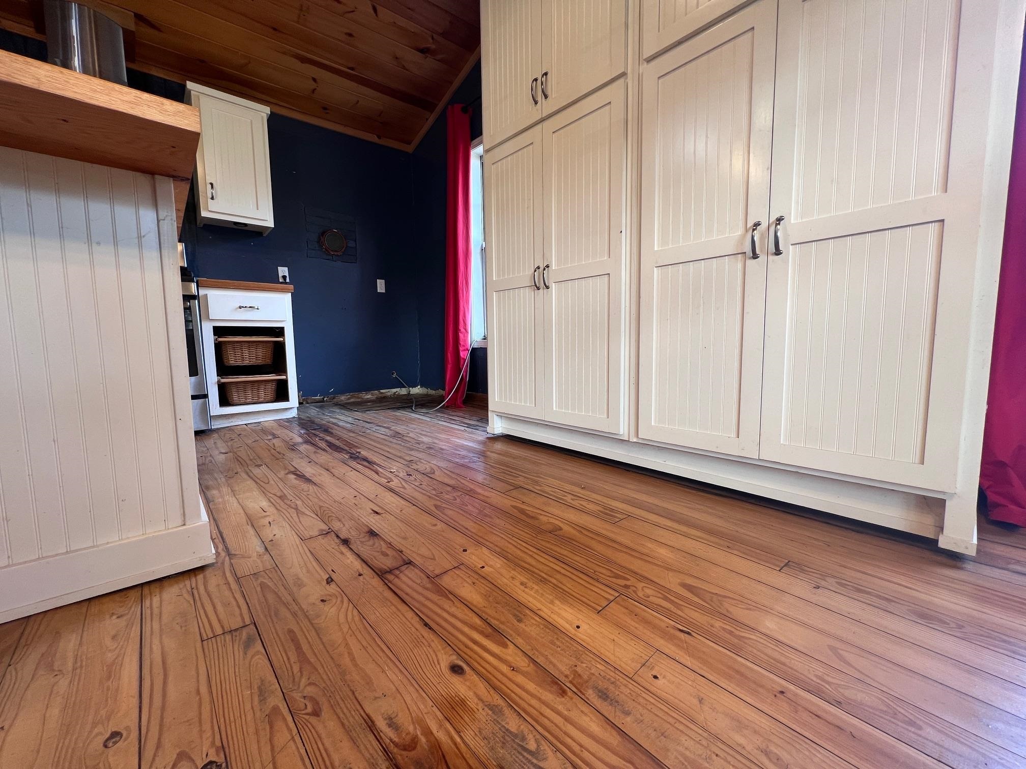 285 Dog Young Road Mountain View, AR 72560