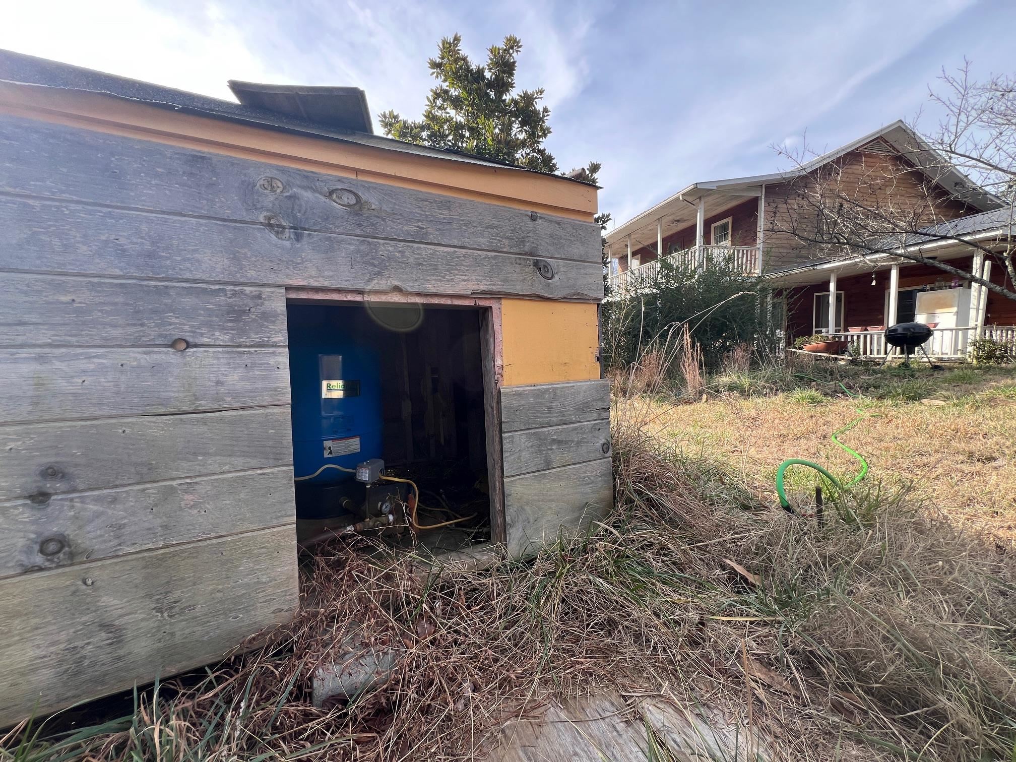 285 Dog Young Road Mountain View, AR 72560